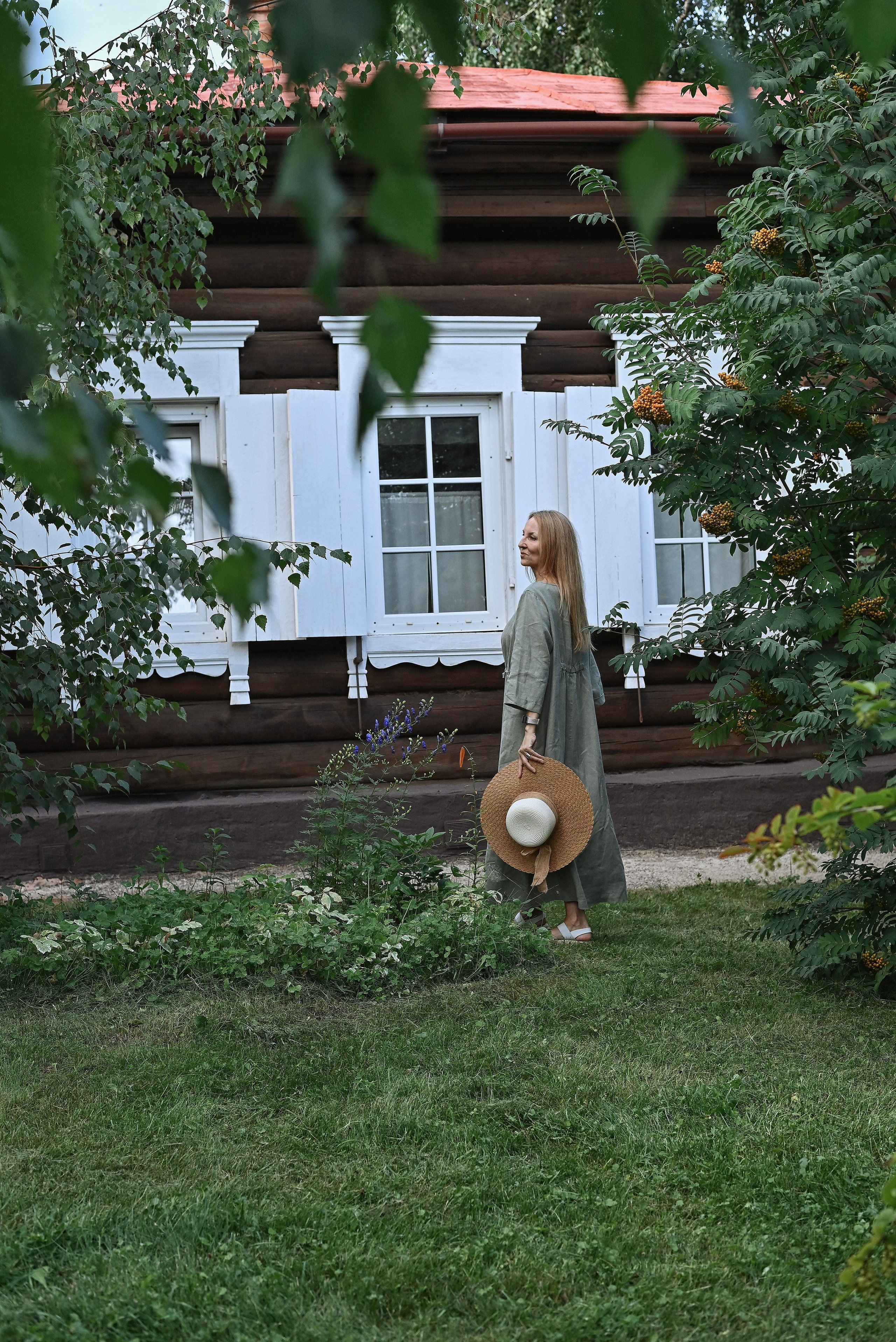 В усадьбе Юдина. Фотографы крещения/венчания  Красноярск Татьяна и Вячеслав Переваловы