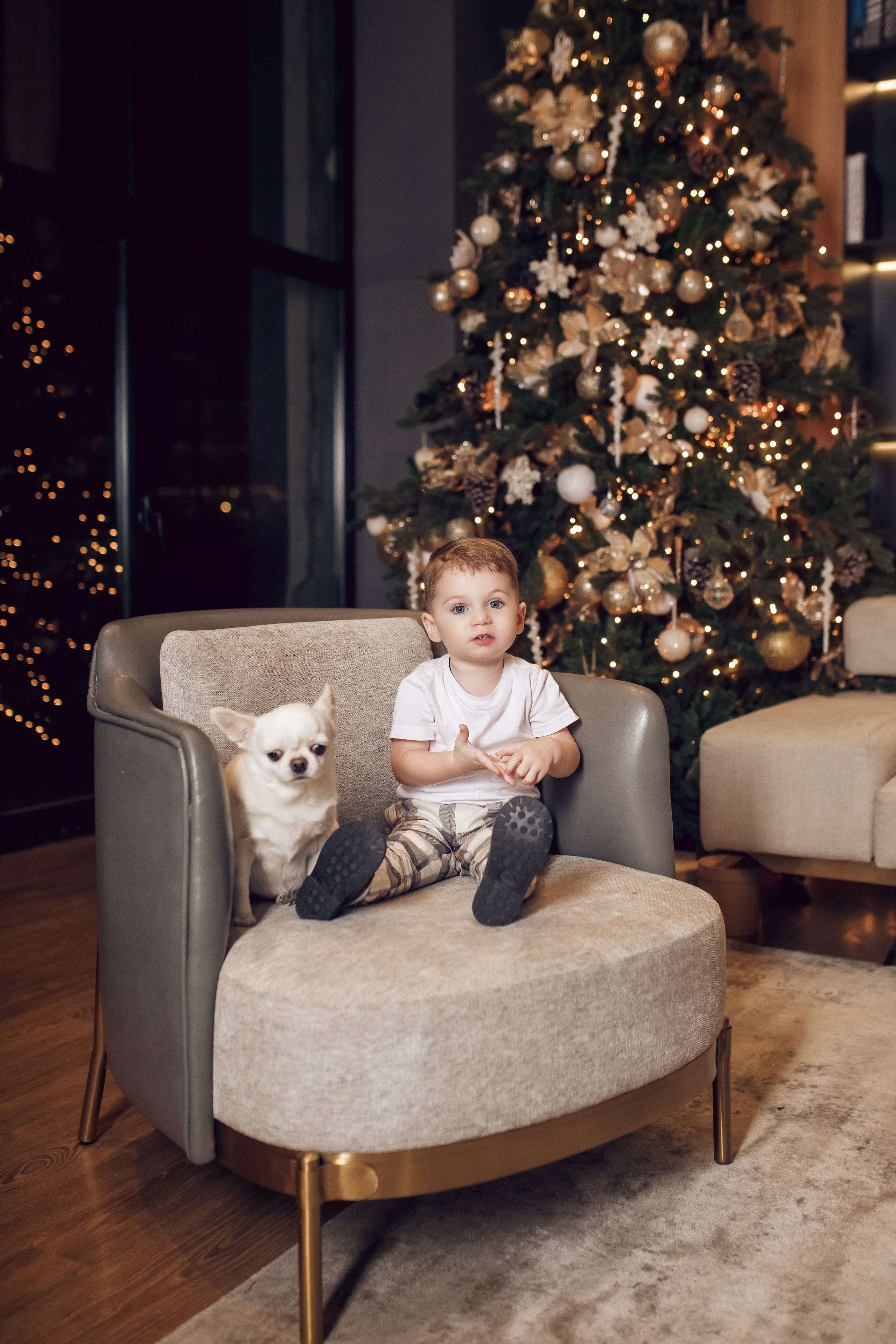 Олеся и Ярослав. Фотограф на Крещение, семейный фотограф в Москве