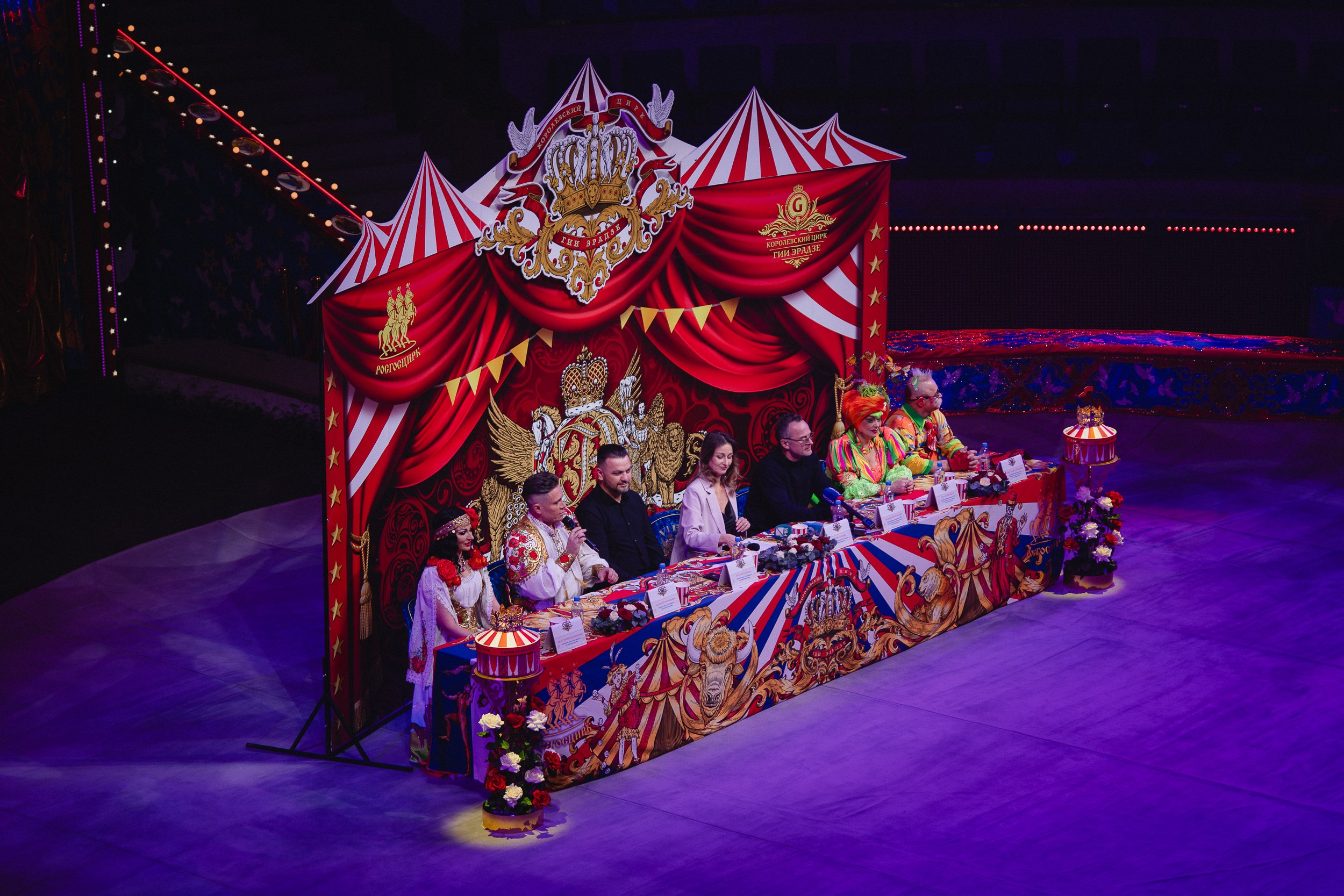 5 Континентов — Пресс-показ в Новосибирском Цирке. Воробьева Ксения — Спортивный и танцевальный фотограф Новосибирск