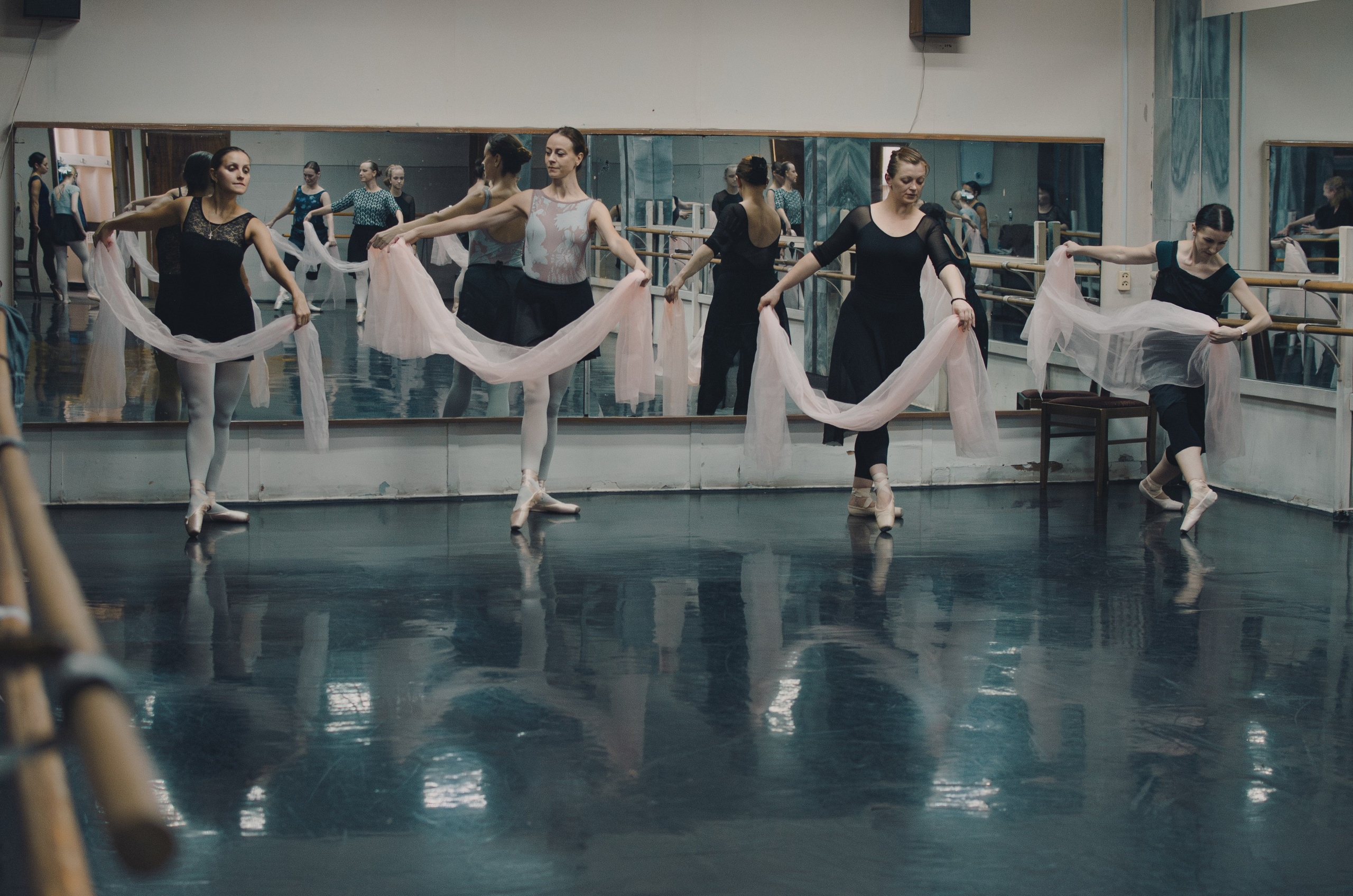 Балет, танец (концерты, уроки, репетиции, закулисье танцующих детей и взрослых). Портретный и репортажный фотограф в Санкт-Петербурге Варвара Жукова
