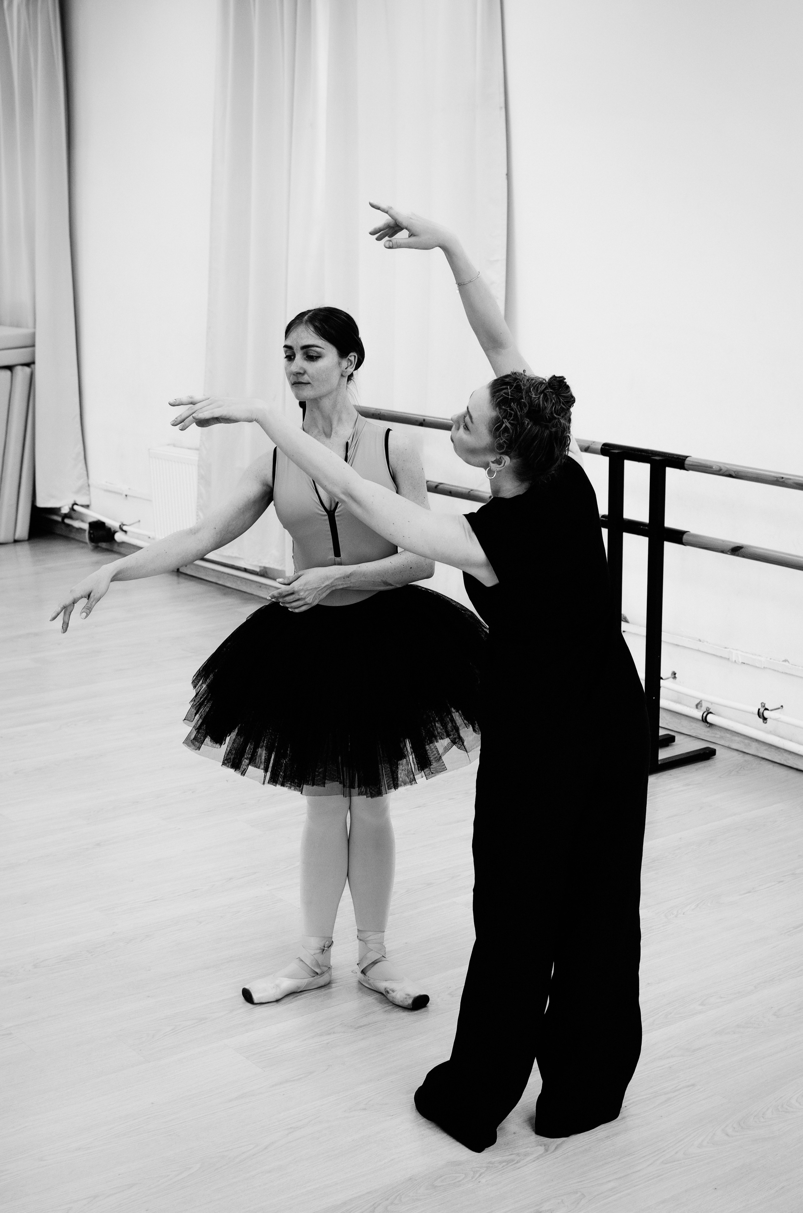 «Репетиция» (постановочная съемка в балетном зале). Портретный и репортажный фотограф в Санкт-Петербурге Варвара Жукова