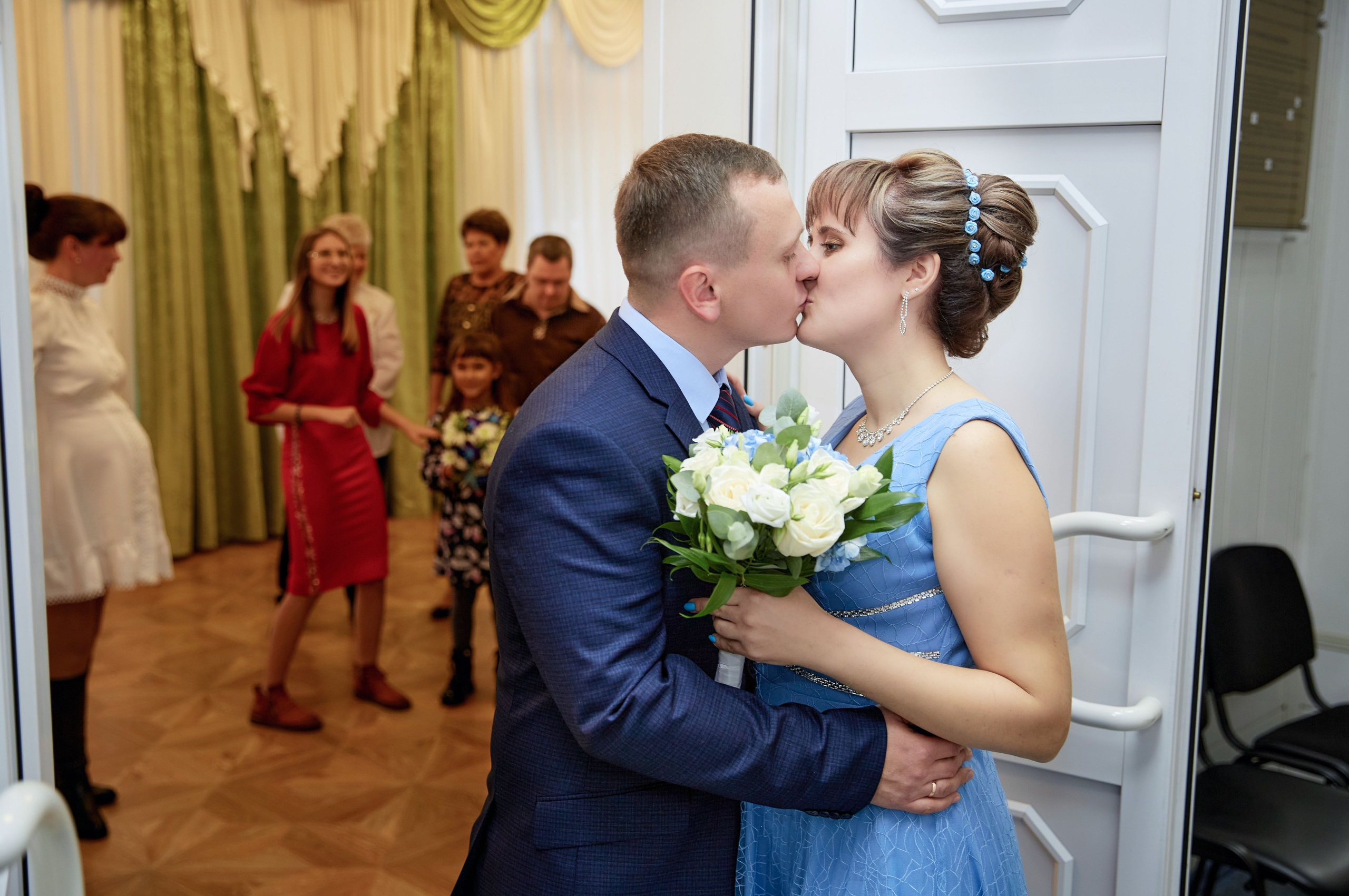 Свадебная фотосессия в ЗАГСе города Подольск