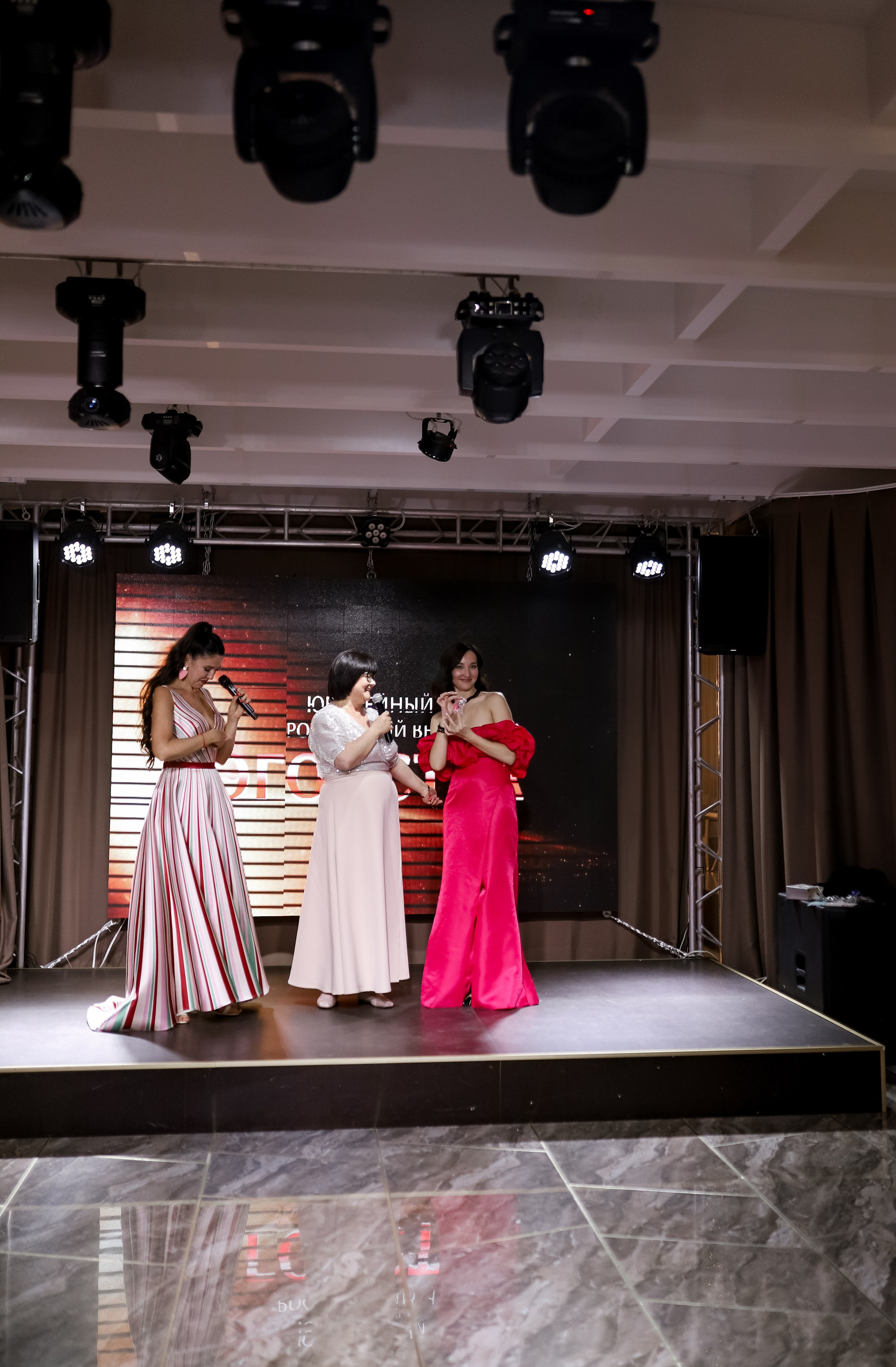 Роскошный вечер Наталии Карамянц