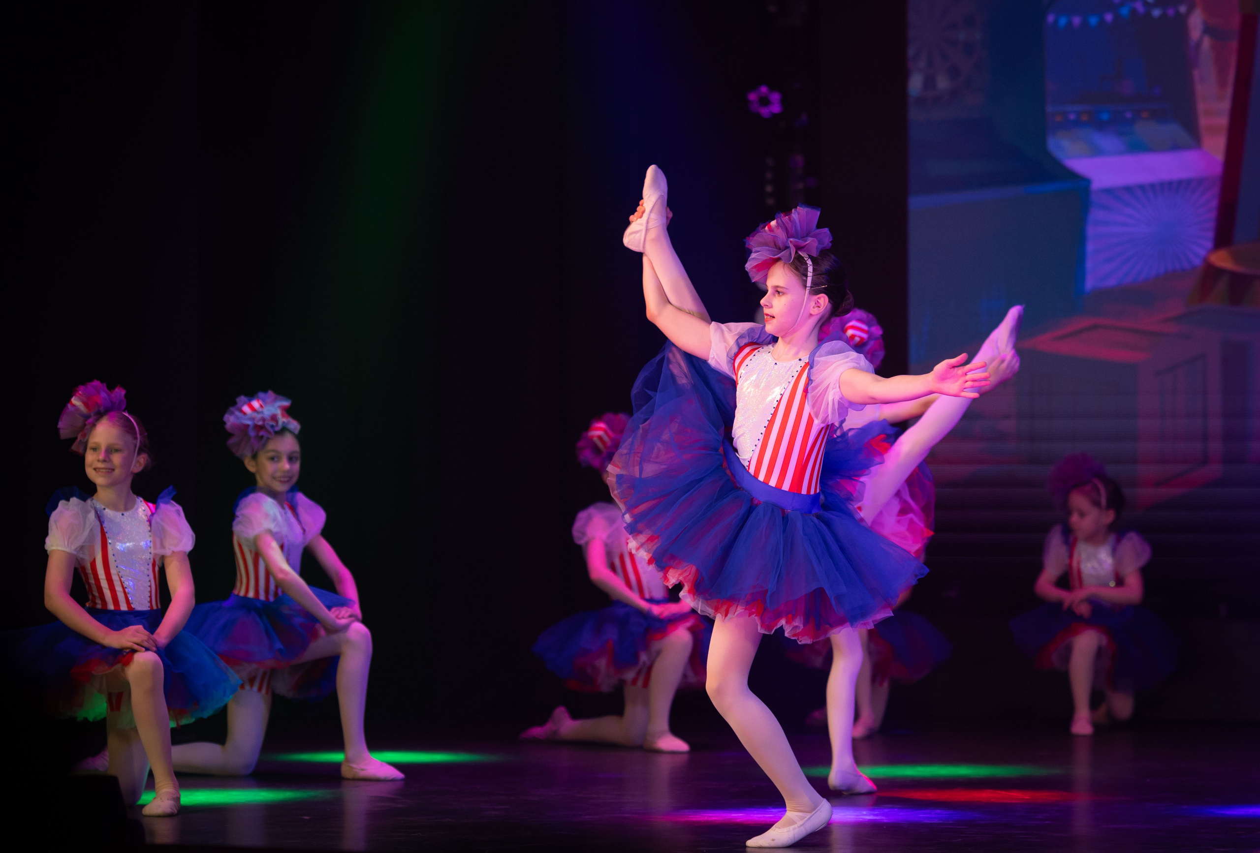 Дк Воровского отчетный концерт. Семейный и детский фотограф Анна Петракова