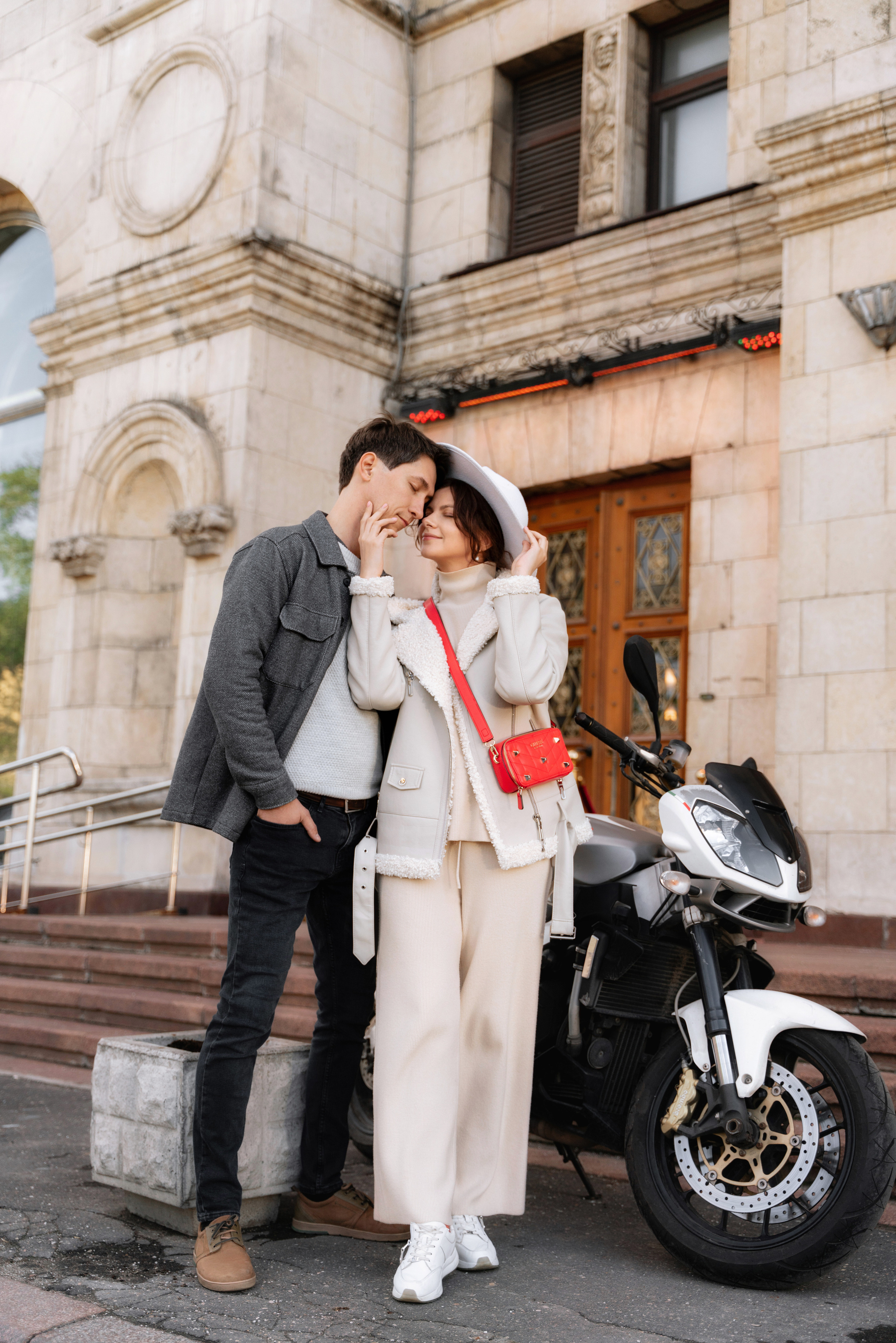 Леша и Лена