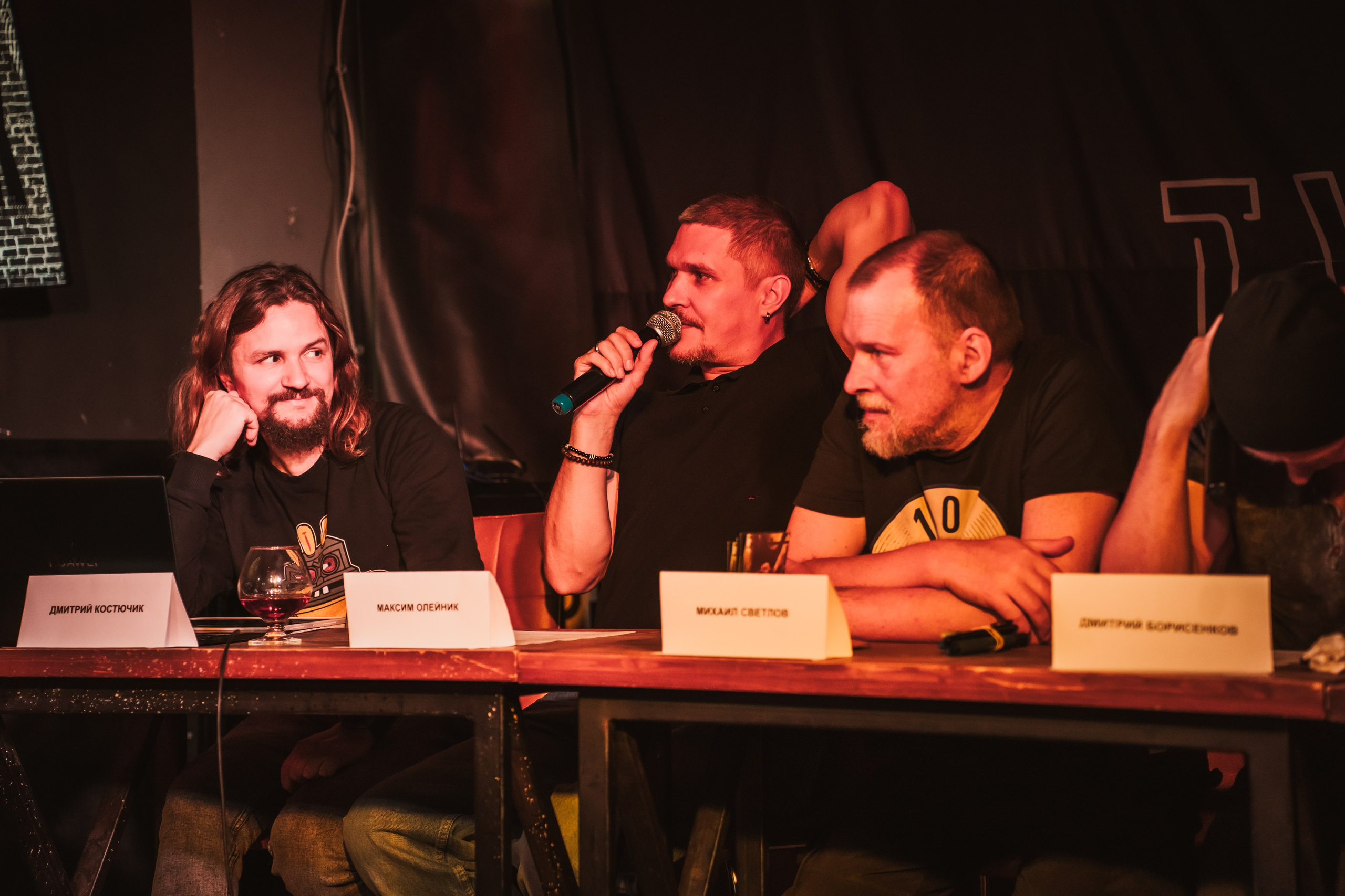 Предпрослушиание Черный Обелиск. Репортажный фотограф Анастасия Рубцова