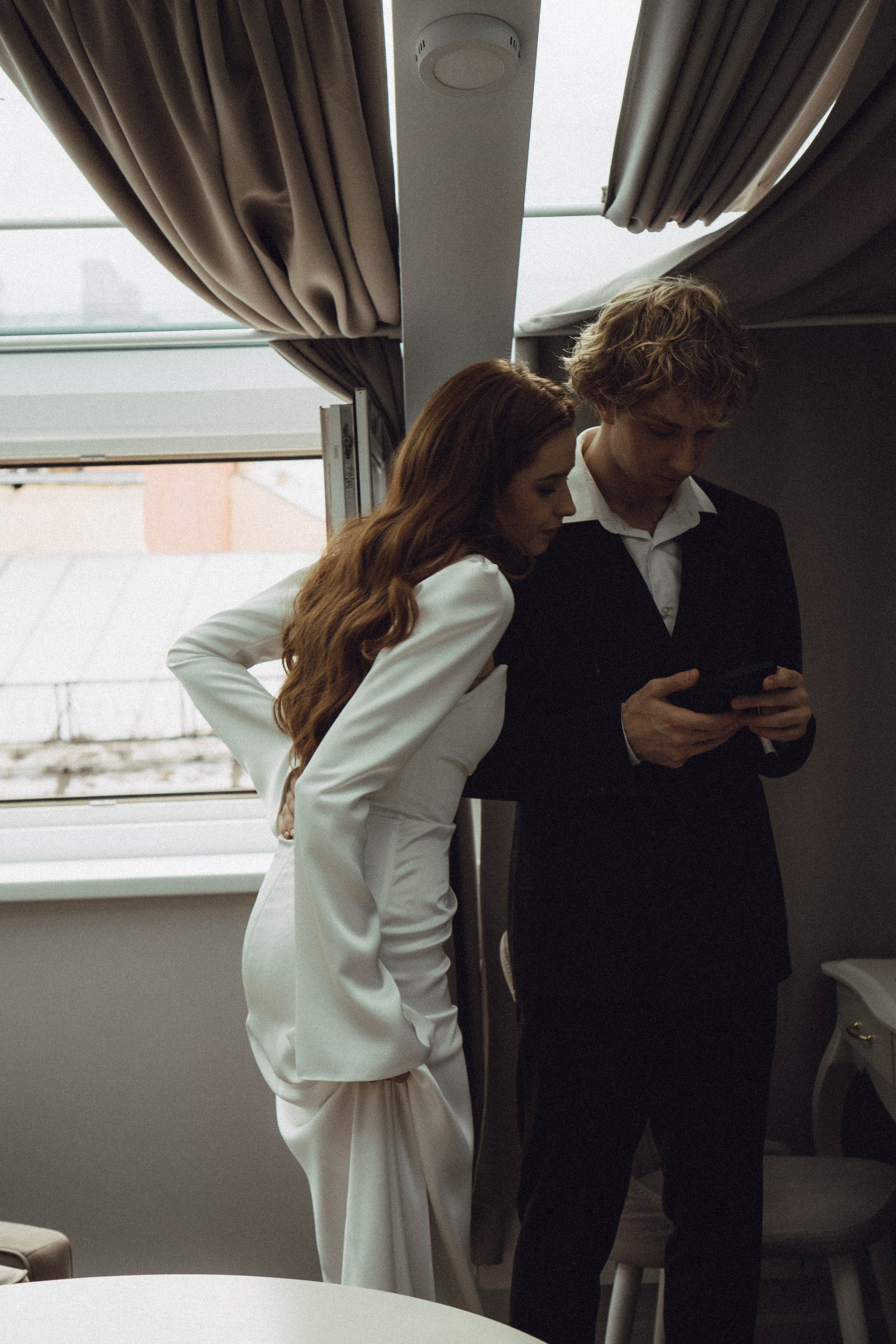 СВАДЕБНАЯ СЬЕМКА В ОТЕЛЕ. СБОРЫ ЖЕНИХА И НЕВЕСТЫ И ТАКЖЕ ТОР И ПОДГОТОВКА К ПРОГУЛКЕ. Профессиональный фотограф, Санкт-Петербург — Виктория Богомолова