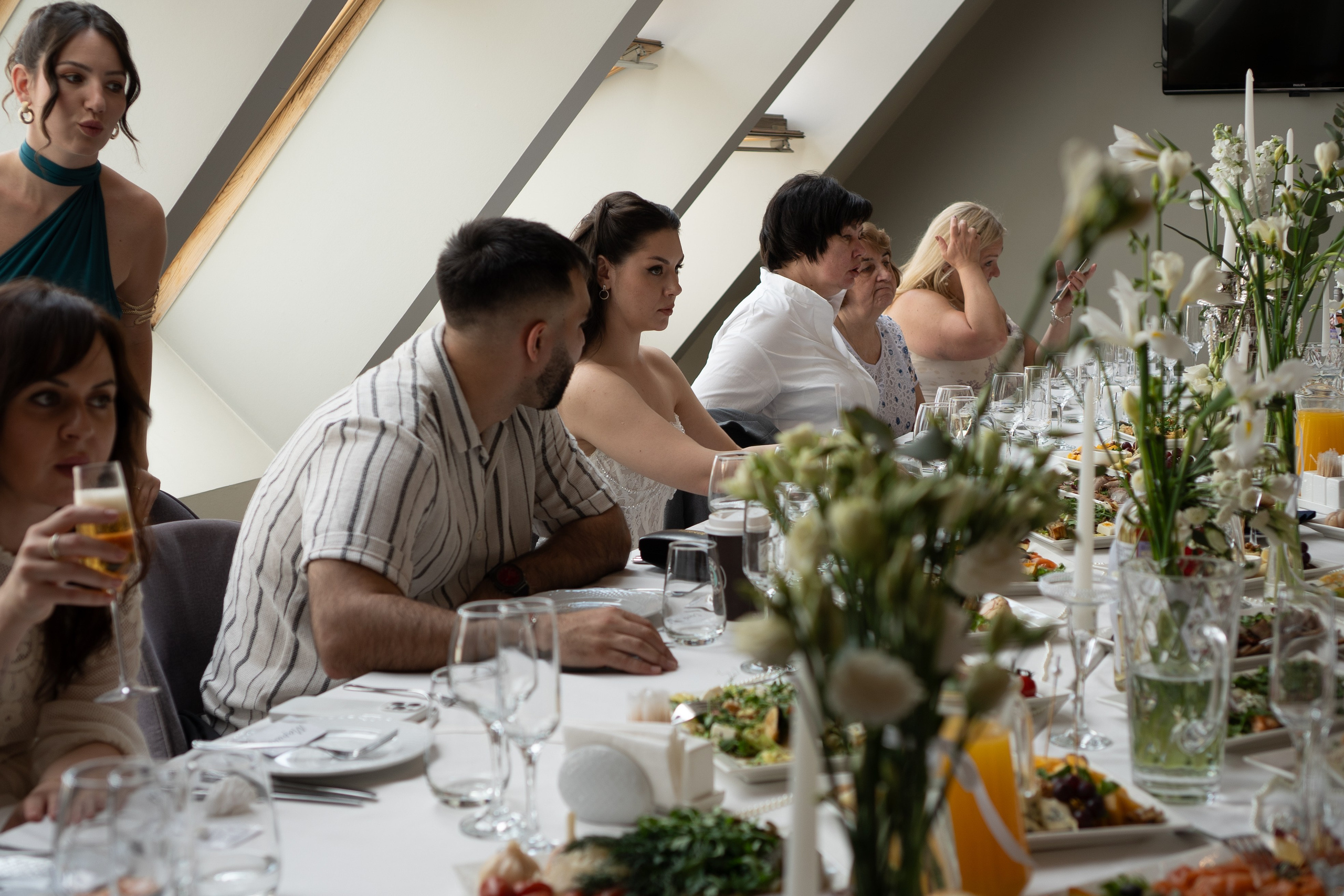 СВАДЕБНЫЙ БАНКЕТ НА ВЛАДИМИРСКОЙ В САНКТ-ПЕТЕРБУРГЕ (КАМЕРНАЯ СВАДЬБА). Профессиональный фотограф, Санкт-Петербург — Виктория Богомолова