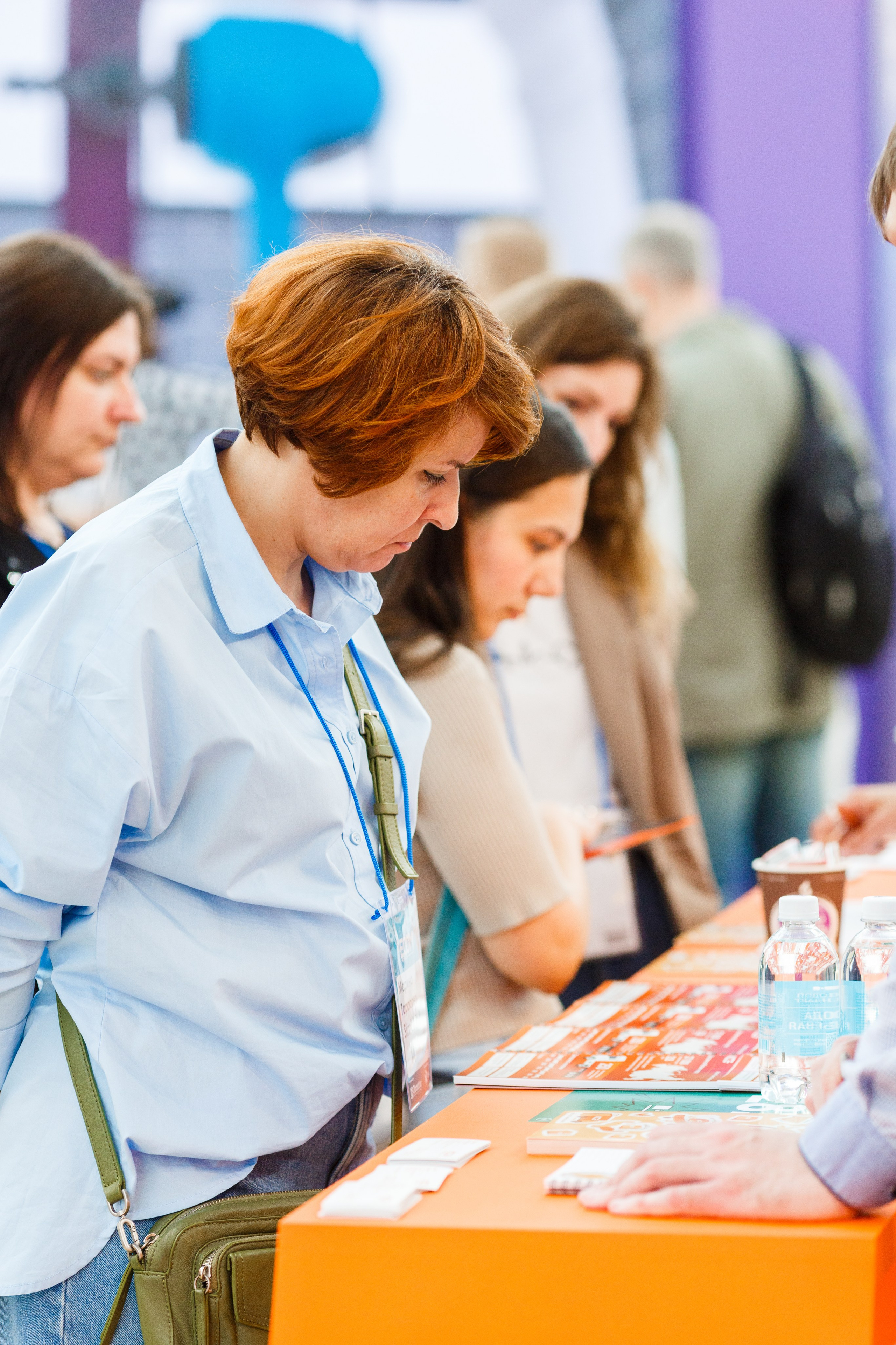 Обзор работы стенда Курьер-сервис. Репортажный фотограф Борис Геер