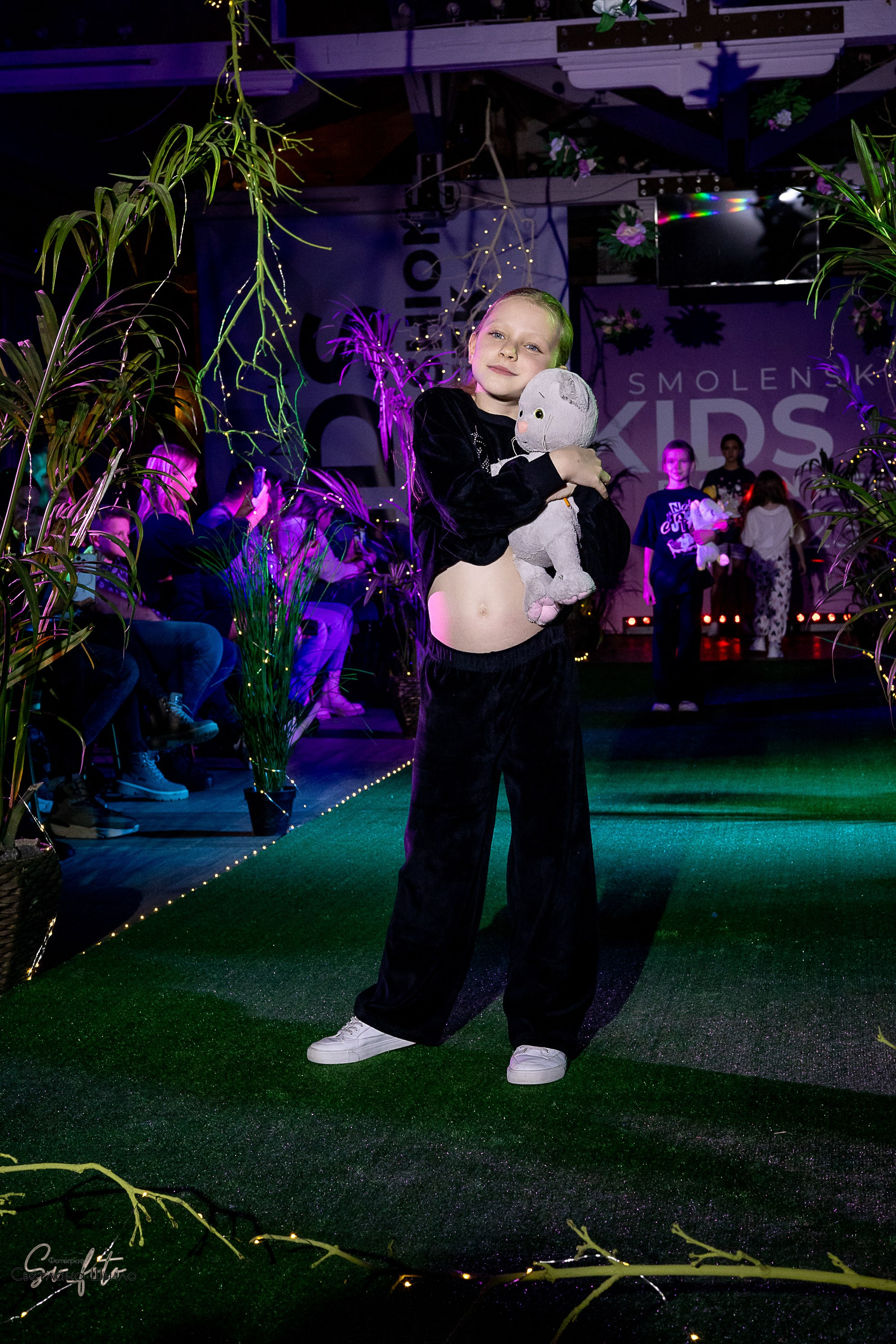 Smolensk Fashion Week_показы_ДЕНЬ 3_ФИНАЛ_Алиса в стране чудес. Главная