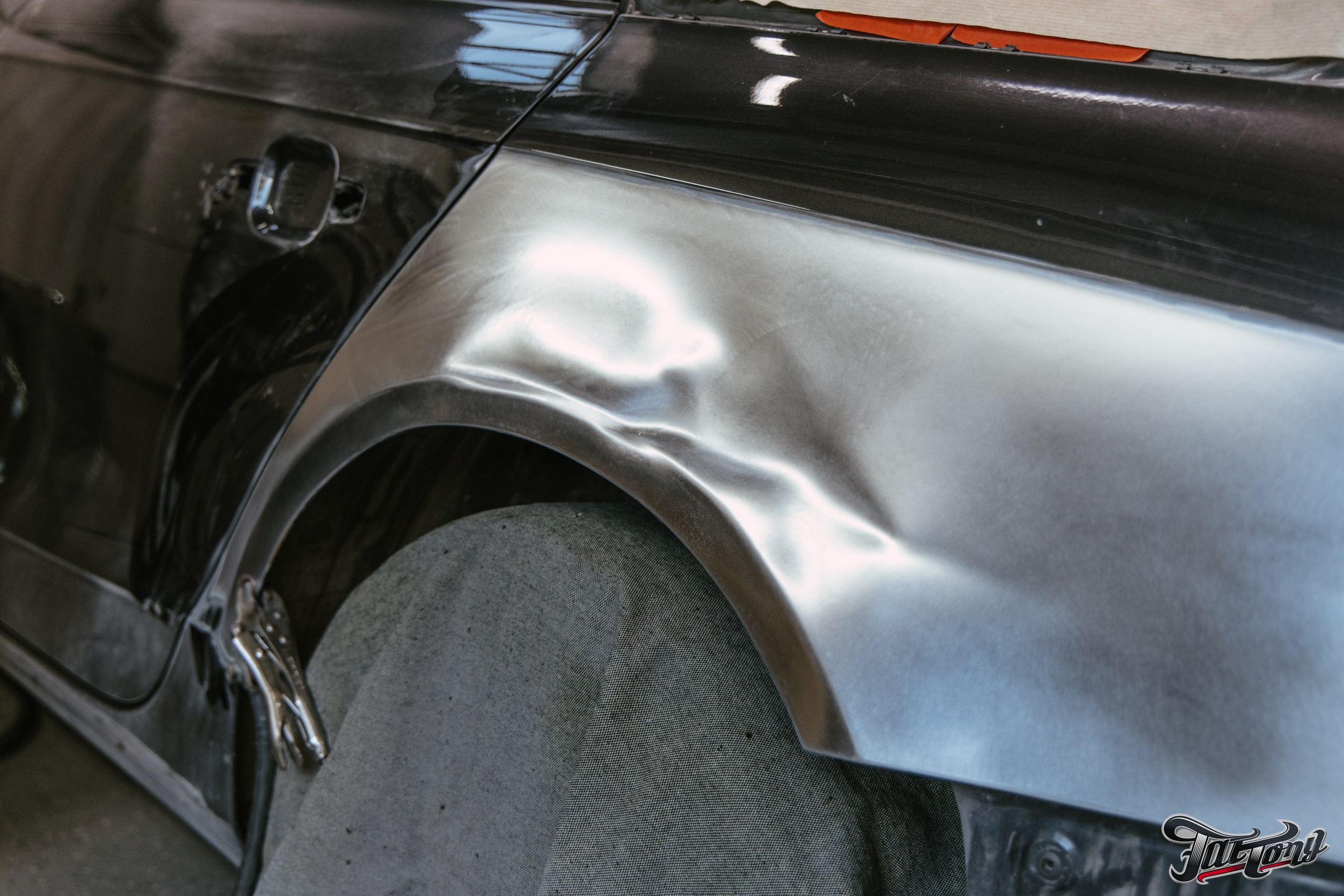 Audi S4 полный окрас кузова, кузовные работы и антихром. DeLorein