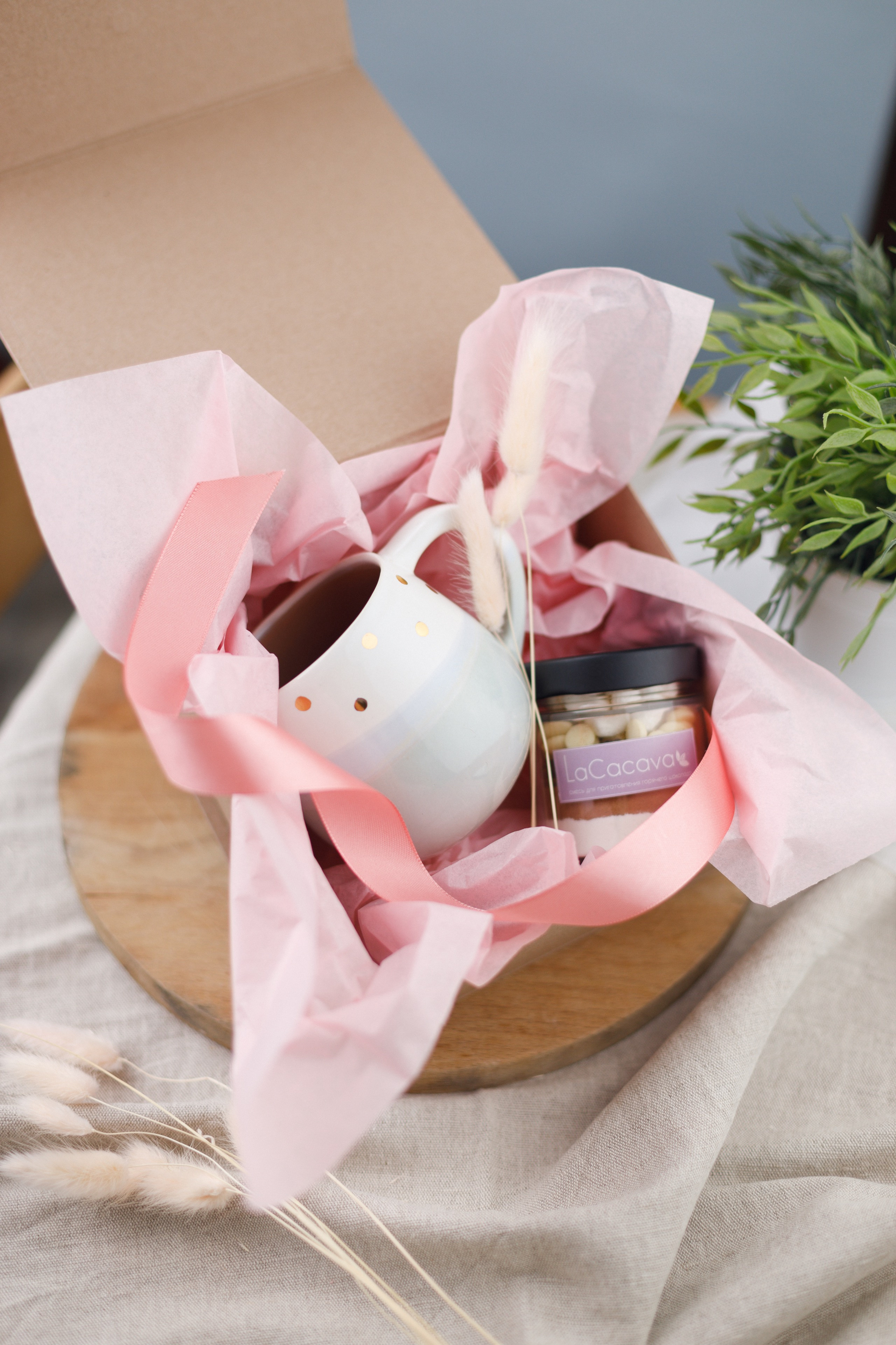 Сatalog of products for the Buysocial online store. Commercial photographer | Anton Ermakov