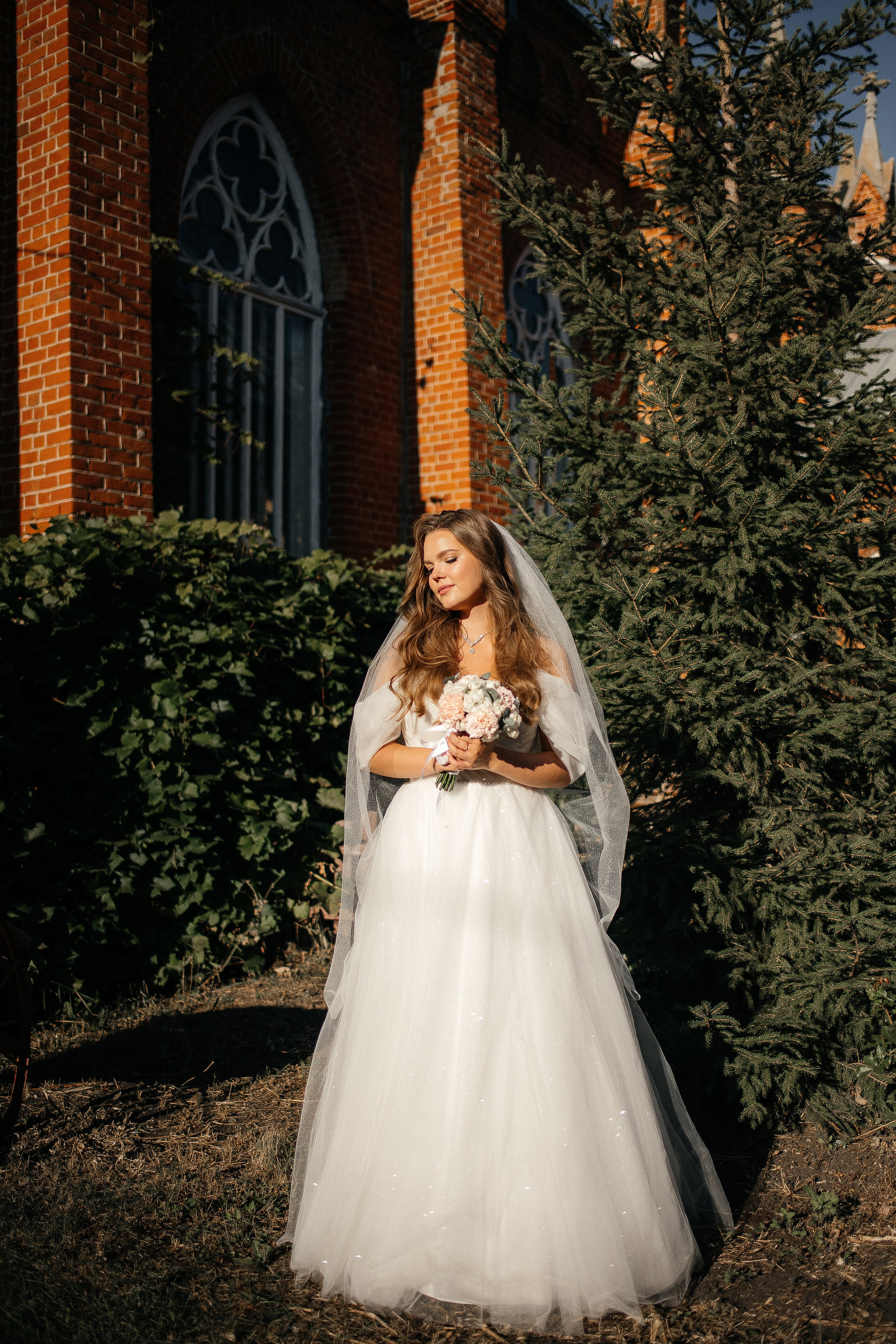 Михаил и Анна. Главная