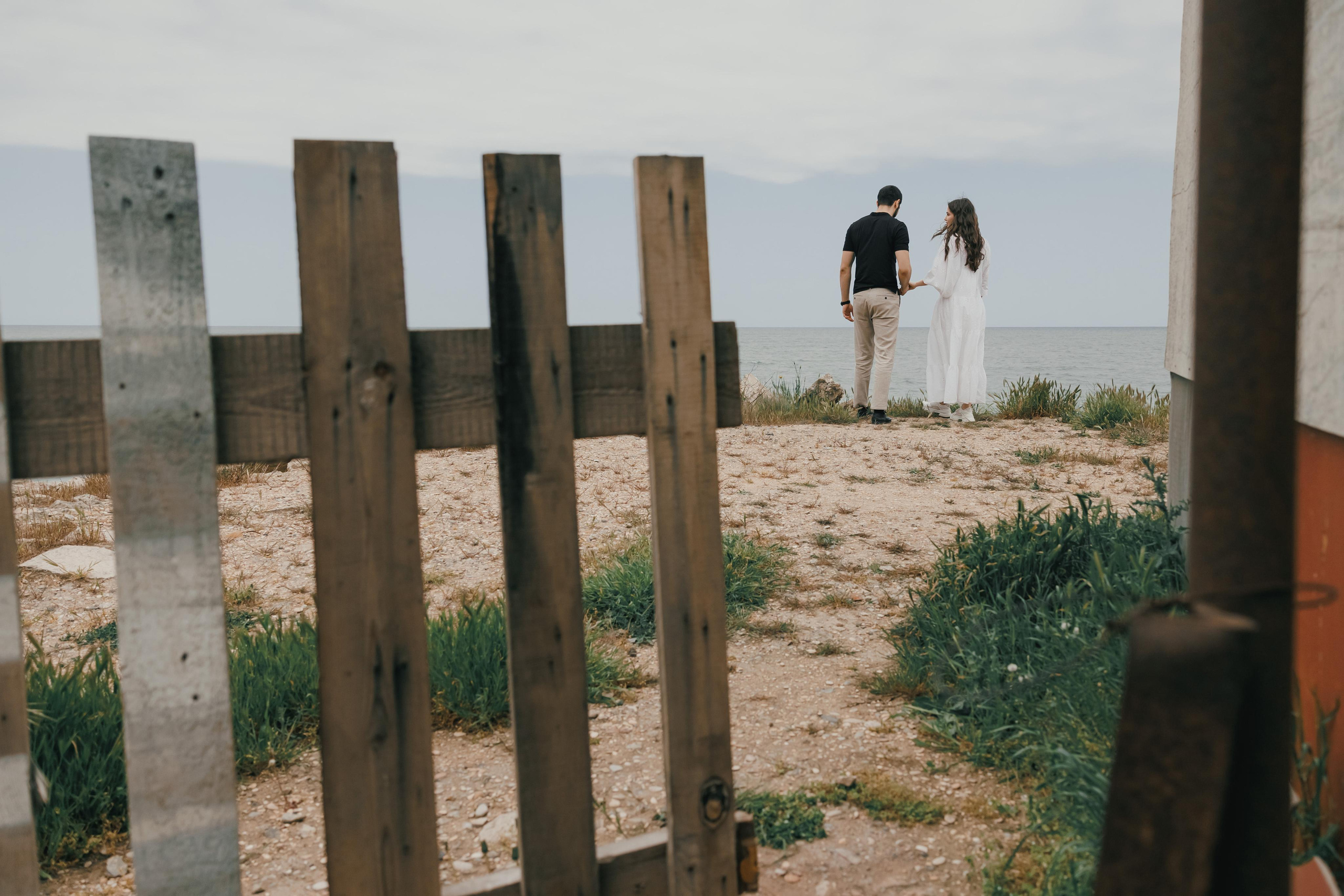 Саид, Лаура, дороги, море, трава, пёс и барашки. Свадебный фотограф в Махачкале Джалил Мамаев