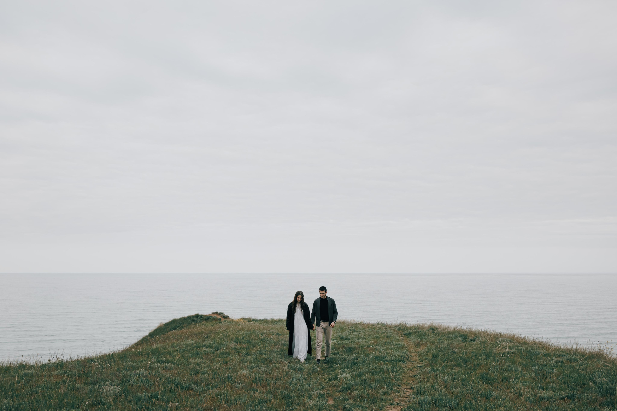Саид, Лаура, дороги, море, трава, пёс и барашки. Свадебный фотограф в Махачкале Джалил Мамаев