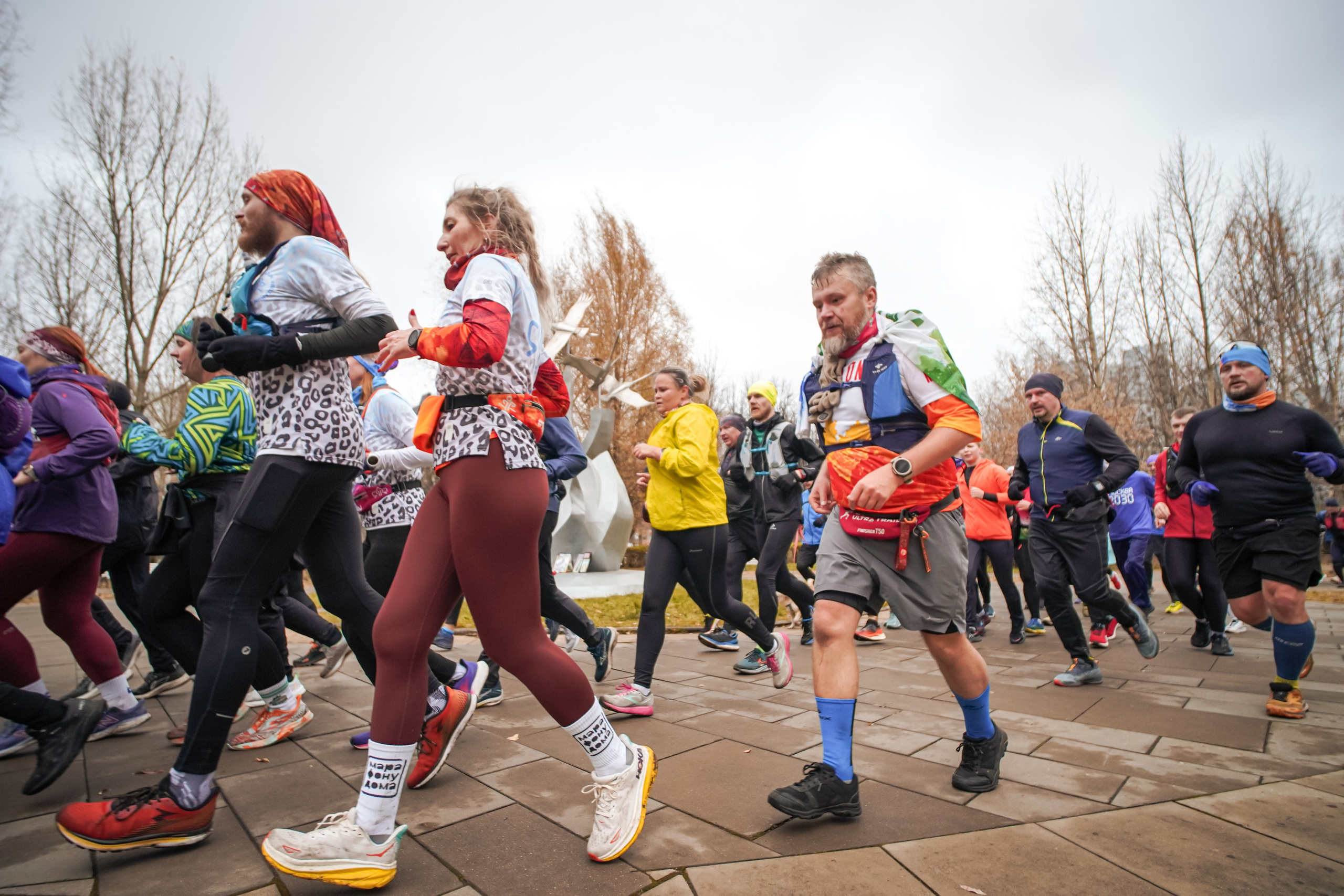 #марафонудома #яuzarun 2024 2-я петля, группа 6:30. Роман Капилюшов. Бег. Фото. Видео. г. Люберцы