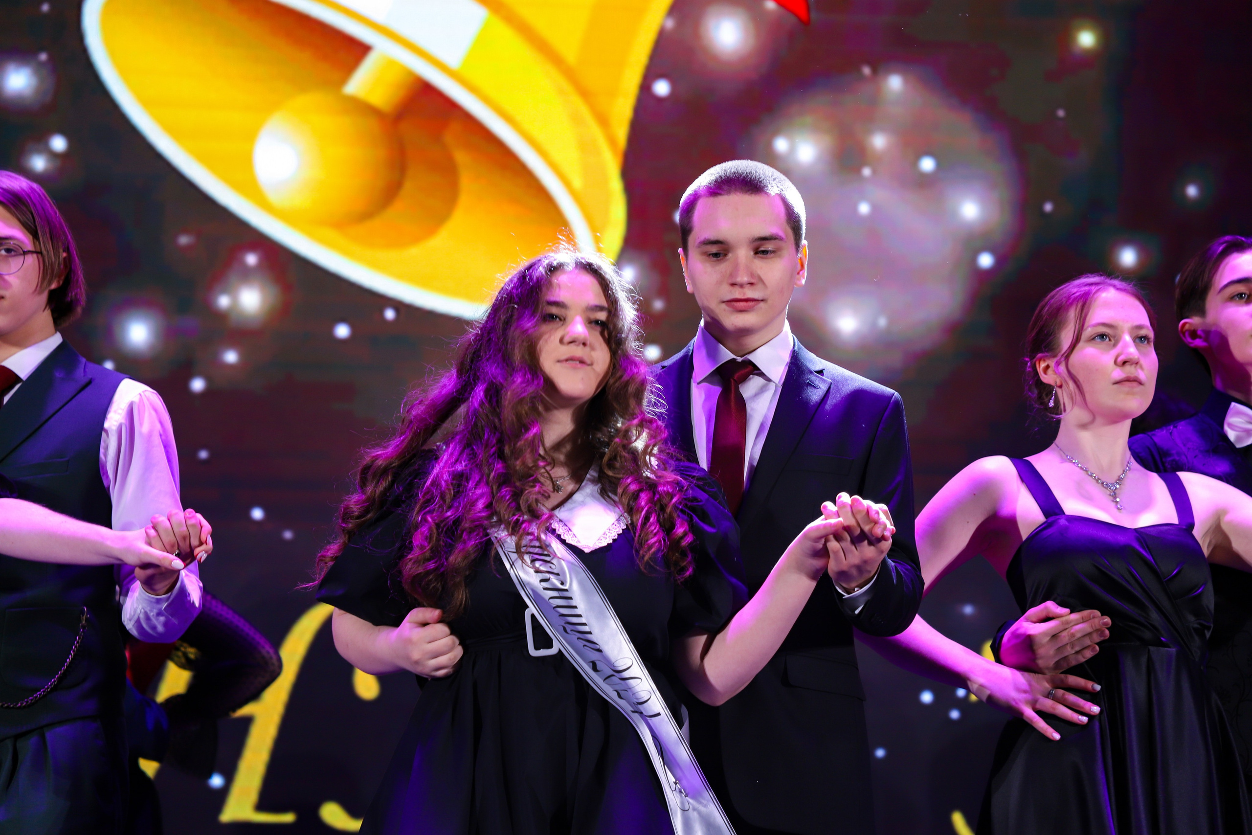 Последние звонки в школе. K-pop (и не только) фотограф в Москве Светлана Полякова