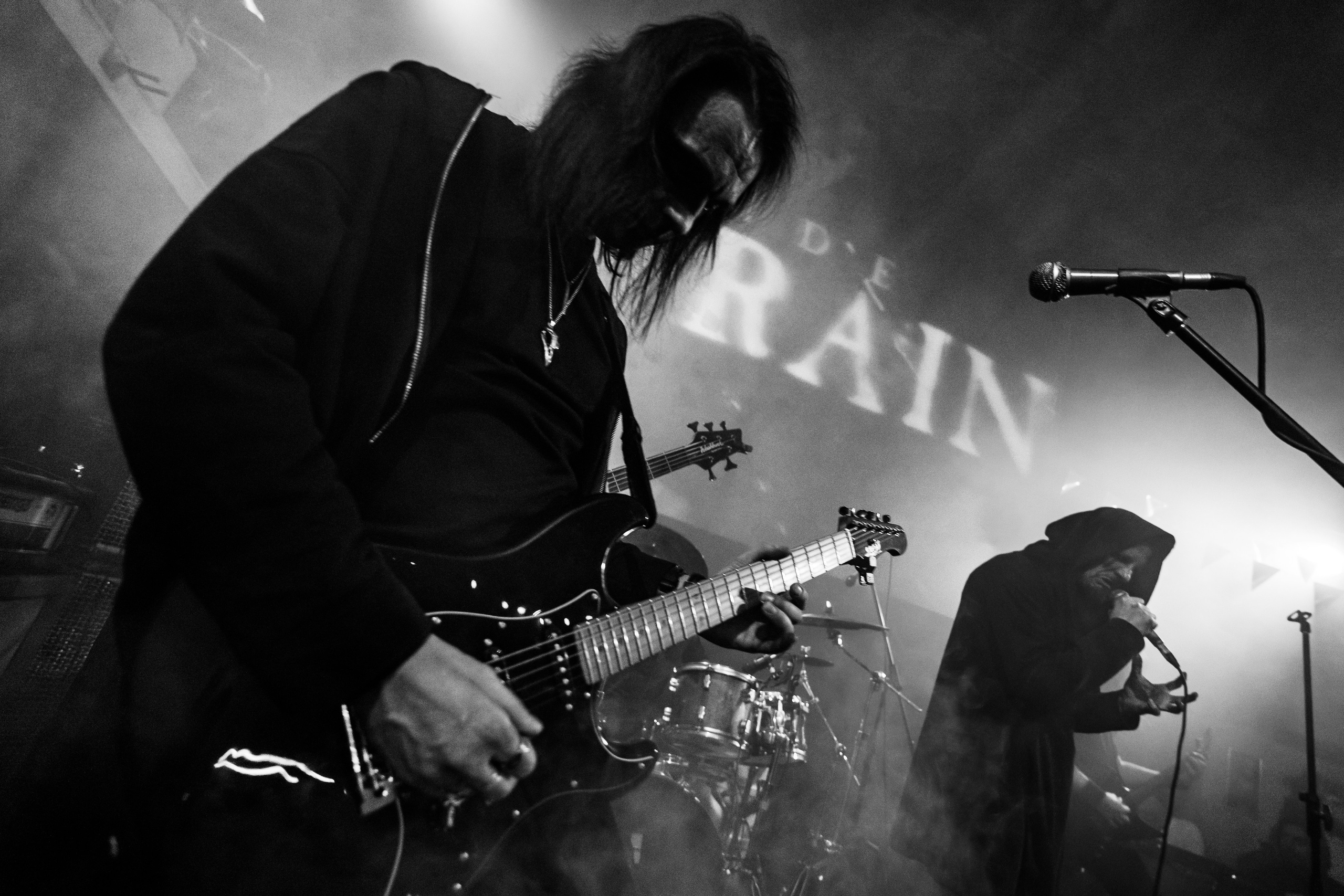 Inside the Rain|Ласточка. Концертный и репортажный фотограф в Санкт-Петербурге Слава Пахомов