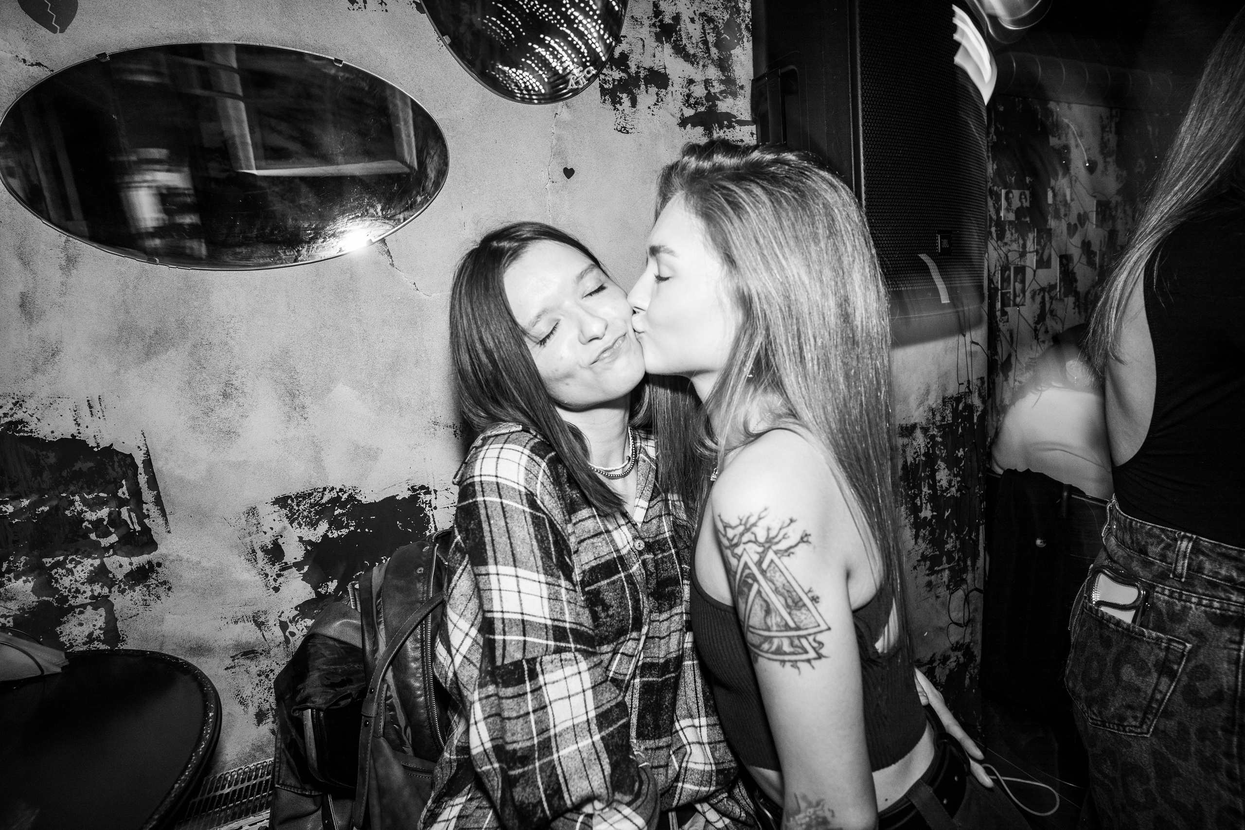 Из Сибири с любовью. Бар разбитых сердец. Концертный и репортажный фотограф в Санкт-Петербурге Слава Пахомов