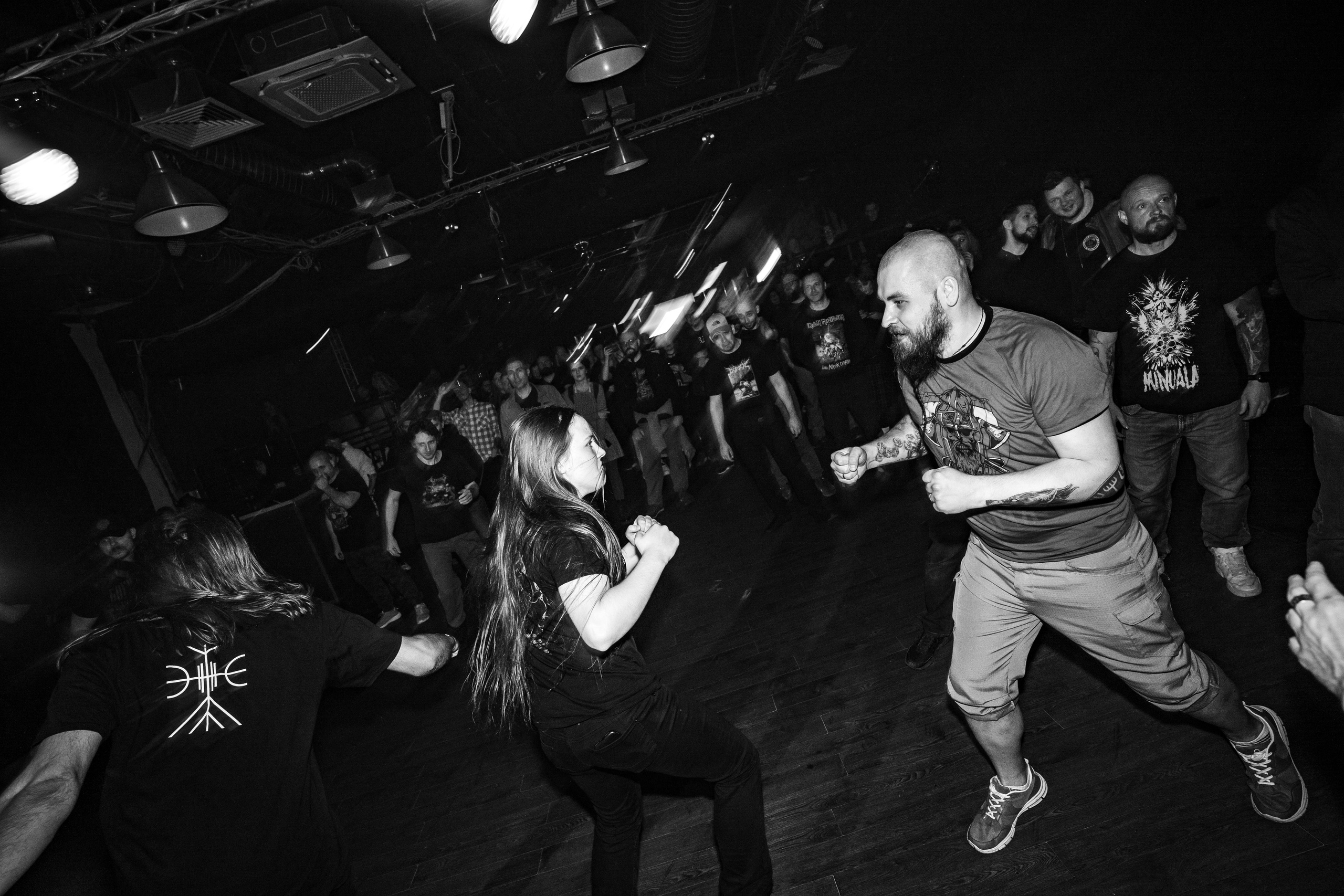 ИЛ • Minuala • Khlad|Glastonberry. Концертный и репортажный фотограф в Санкт-Петербурге Слава Пахомов