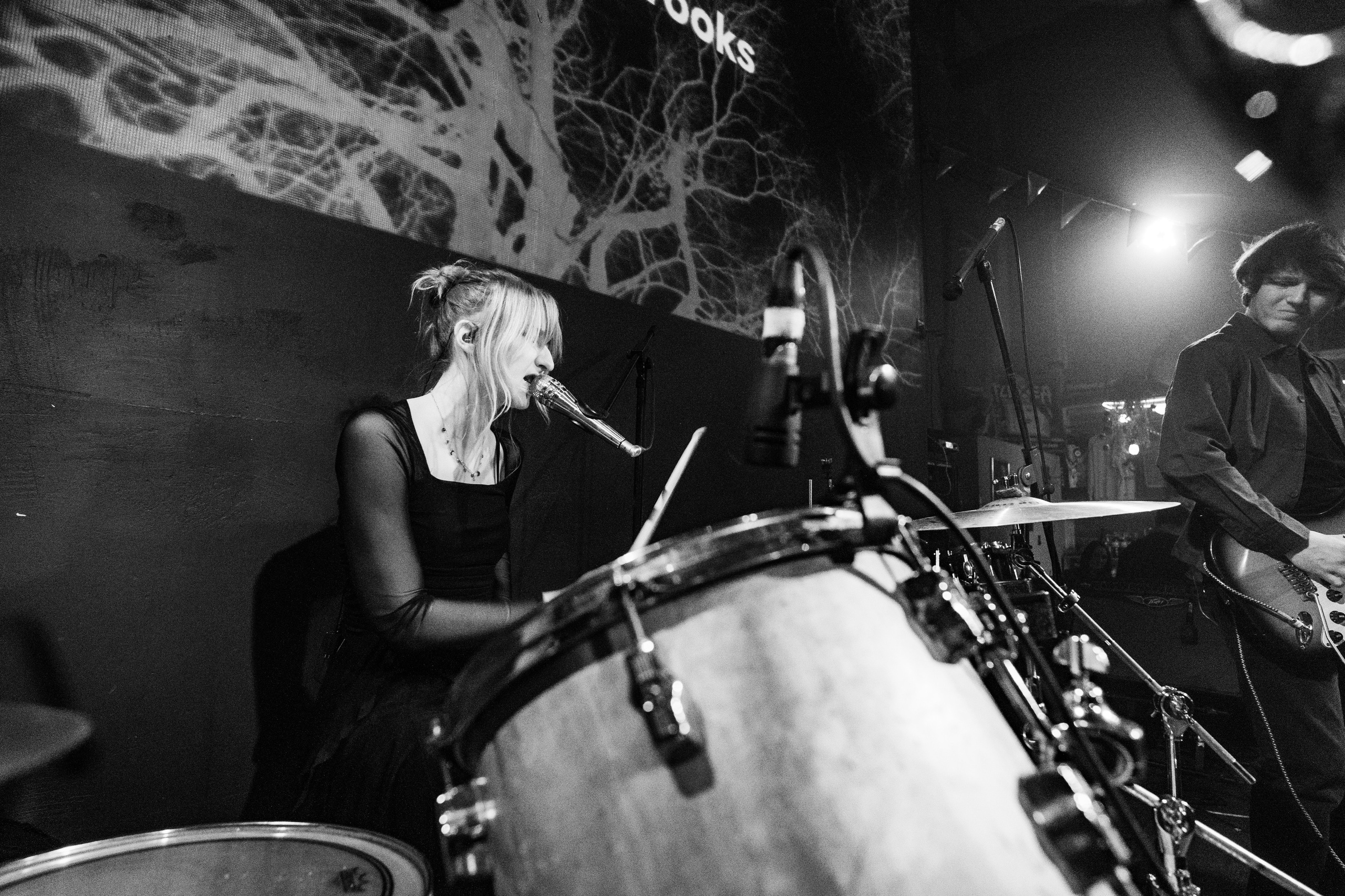 Inside the Rain|Ласточка. Концертный и репортажный фотограф в Санкт-Петербурге Слава Пахомов