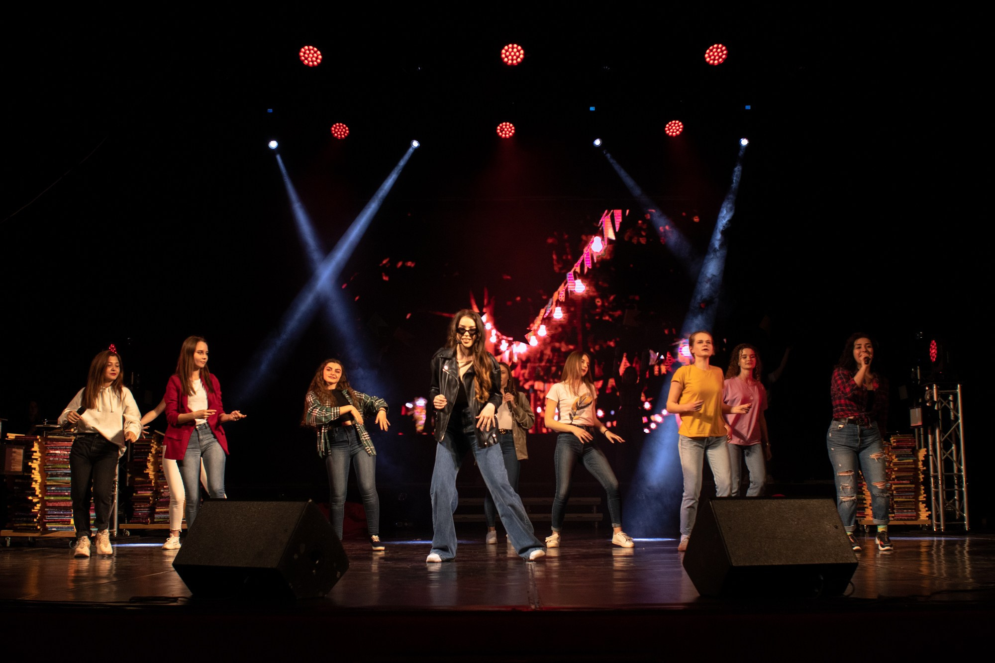 Конкурс красоты Мисс КубГУ 2021. Репортажный, промышленный и маркетплейс-фотограф Дмитрий Чернат