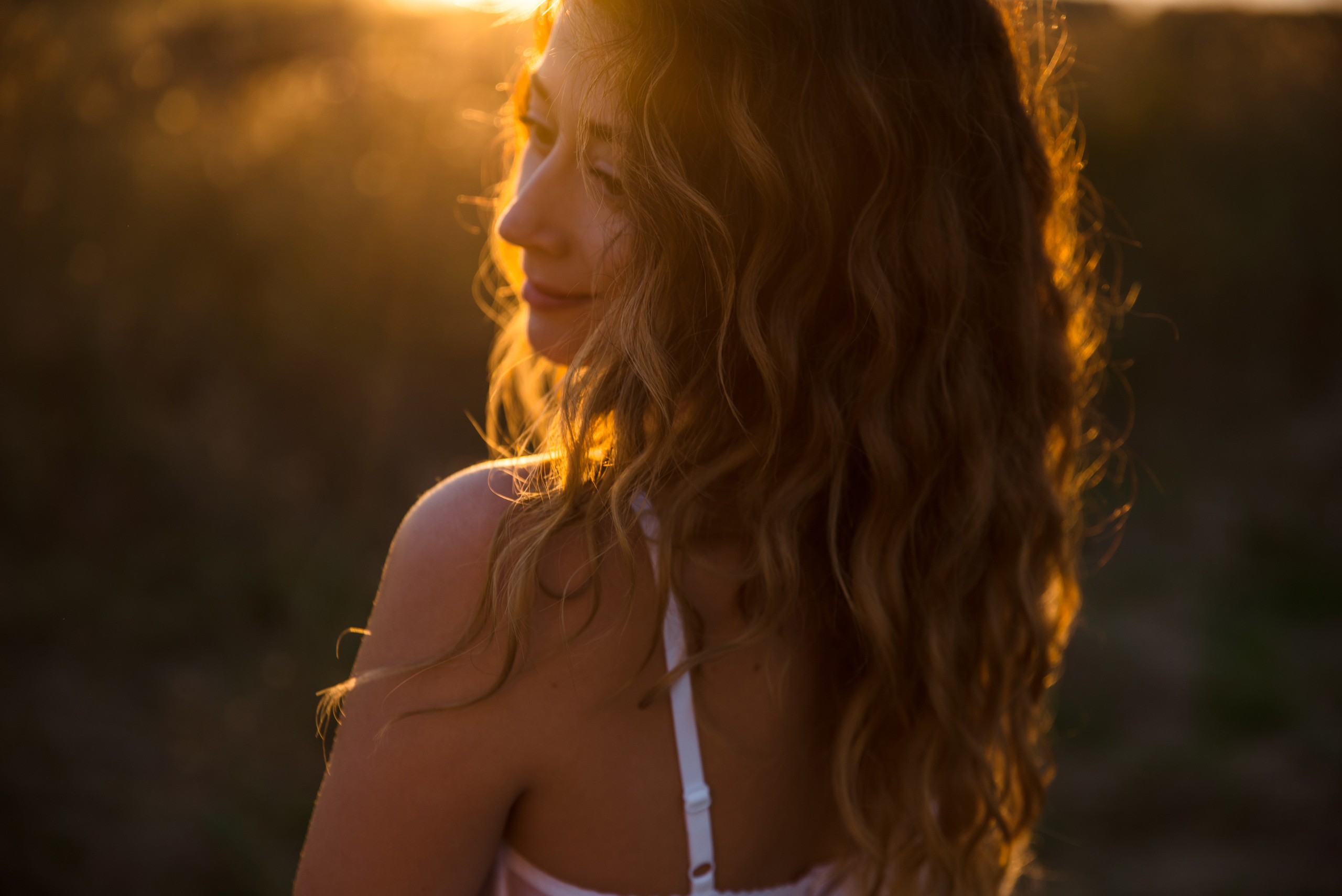 Закат и девушка. Свадебный и портретный фотограф в Белгороде Олеся Гавшина