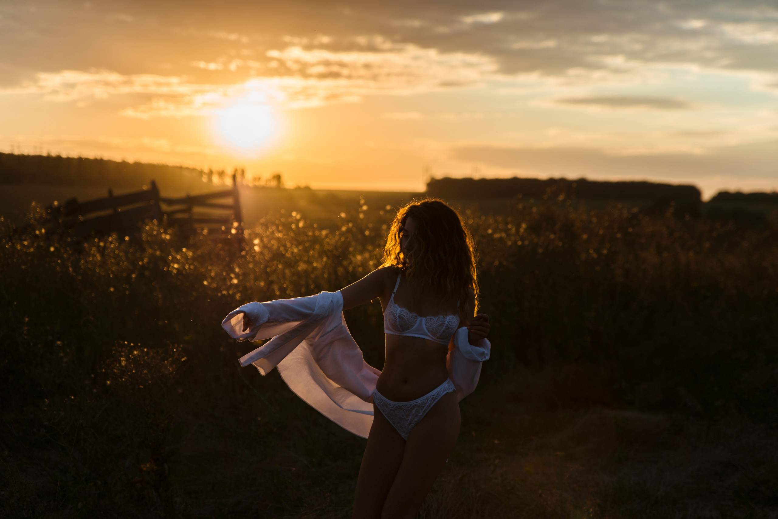 Закат и девушка. Свадебный и портретный фотограф в Белгороде Олеся Гавшина