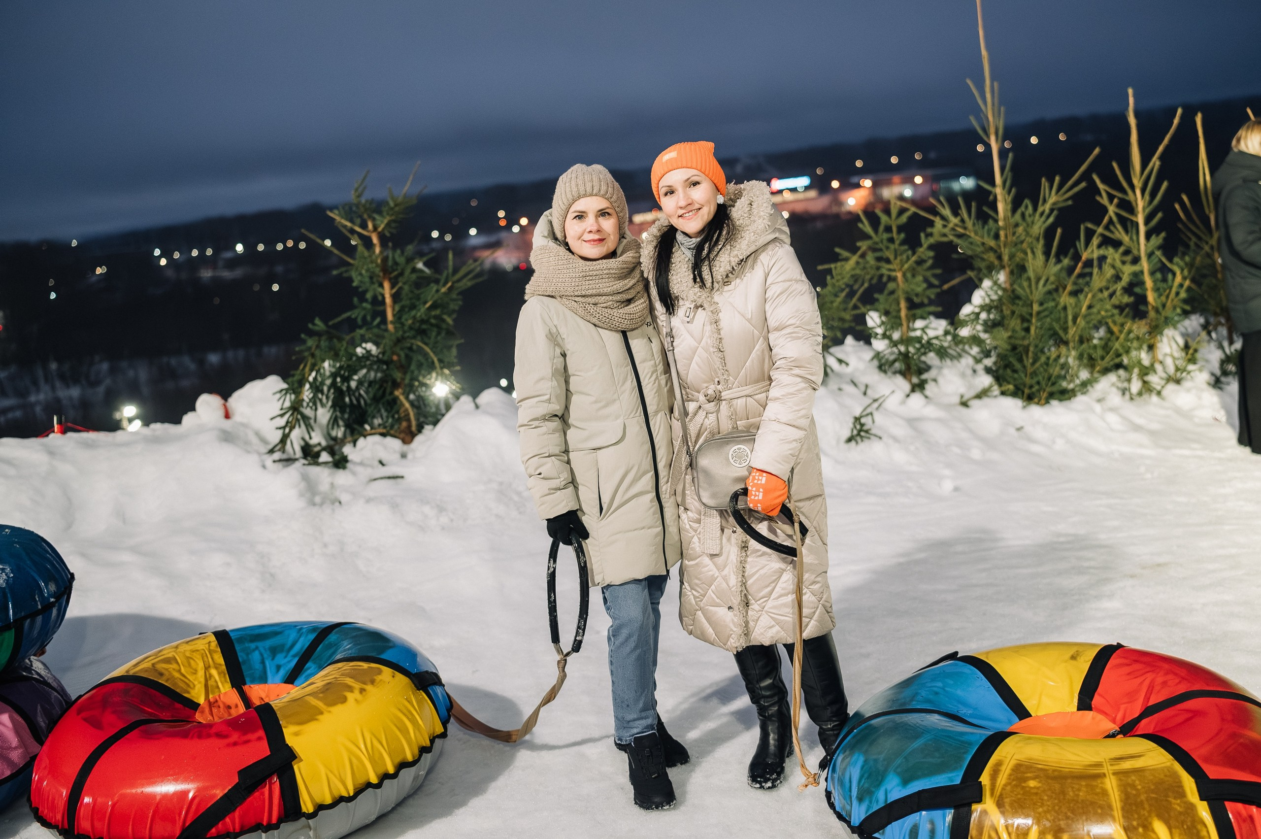 Награждение волонтерского корпуса 650-летия города Киров. Репортажный фотограф в Кирове Александр Лутошкин