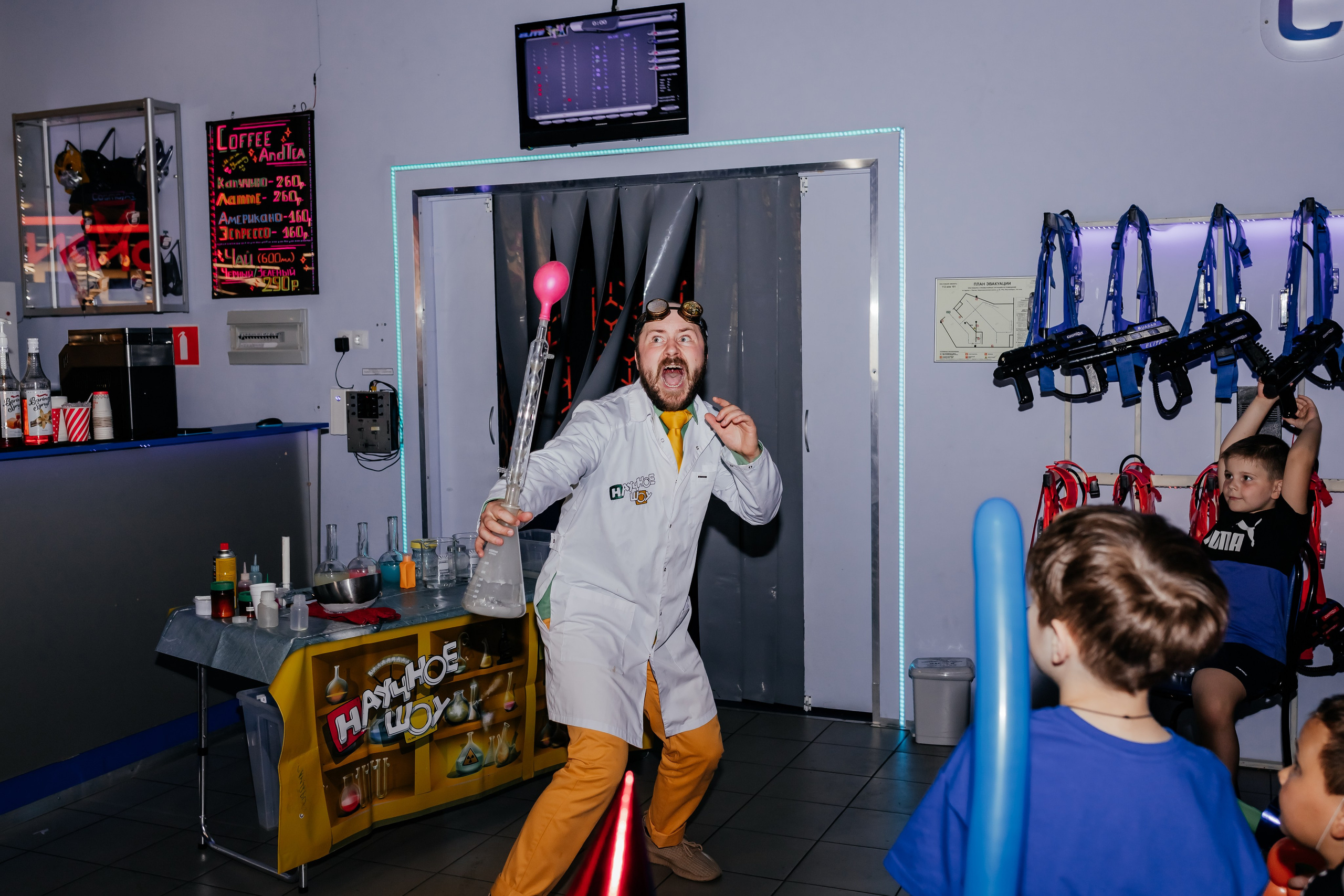 Артемию 7 лет. Семейный и домашний фотограф в Москве и МО Королева Валерия