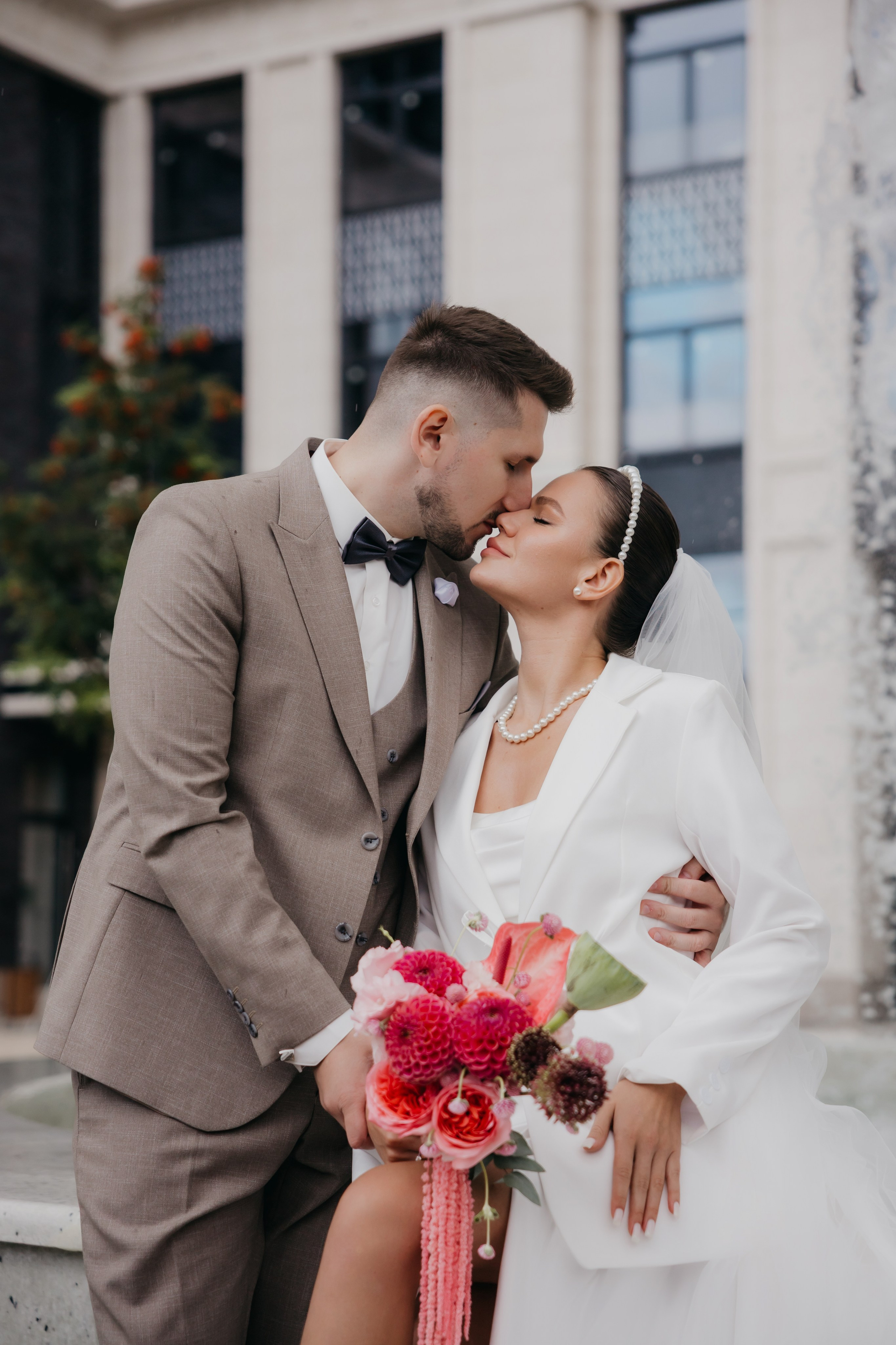 Свадебная фотосессия в отеле Soluxe Hotel Moscow. Свадебный фотограф в Москве Екатерина Гусева