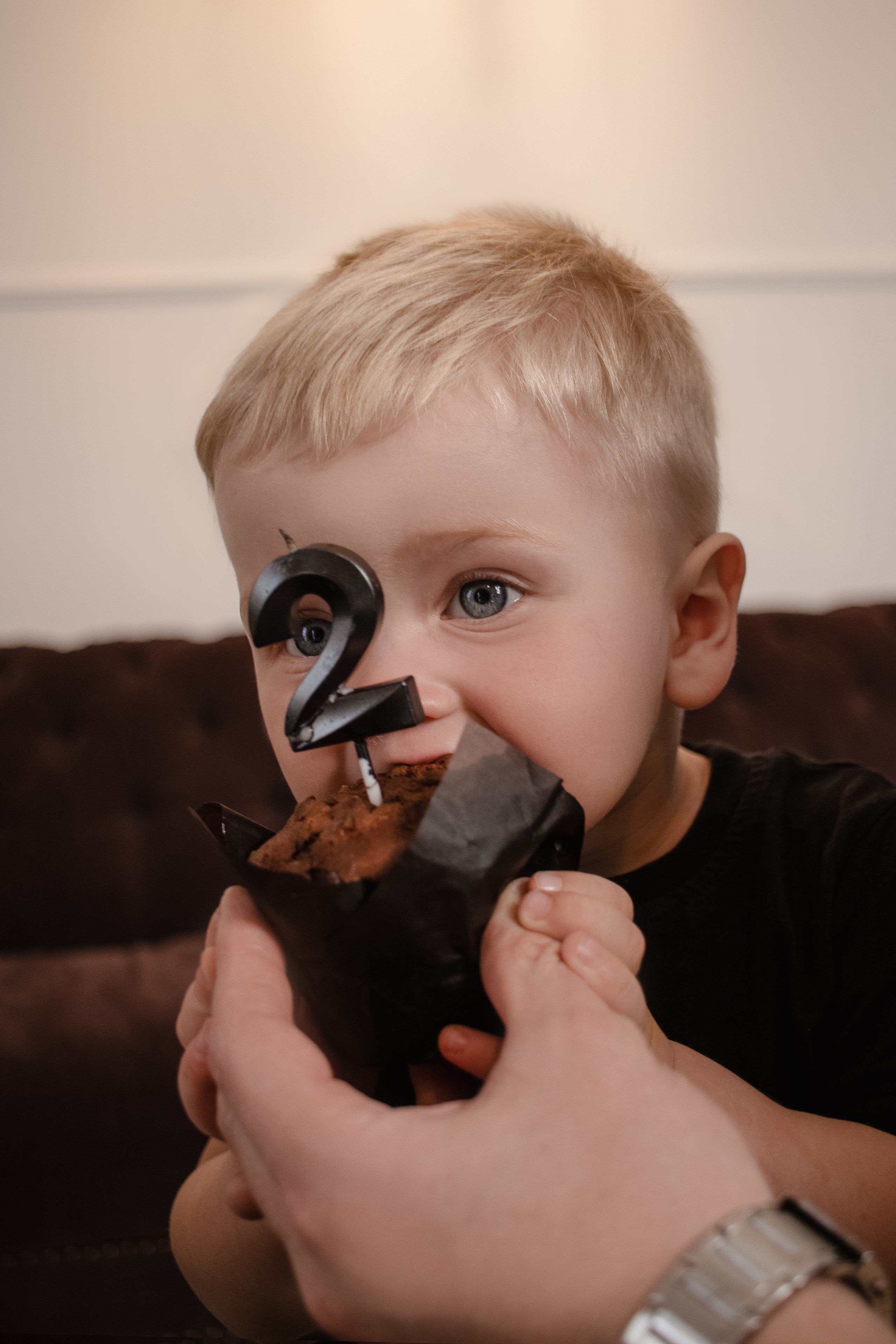 Студийная фотосессия. Фотограф в Астане, индивидуальная, семейная, домашняя фотосессия