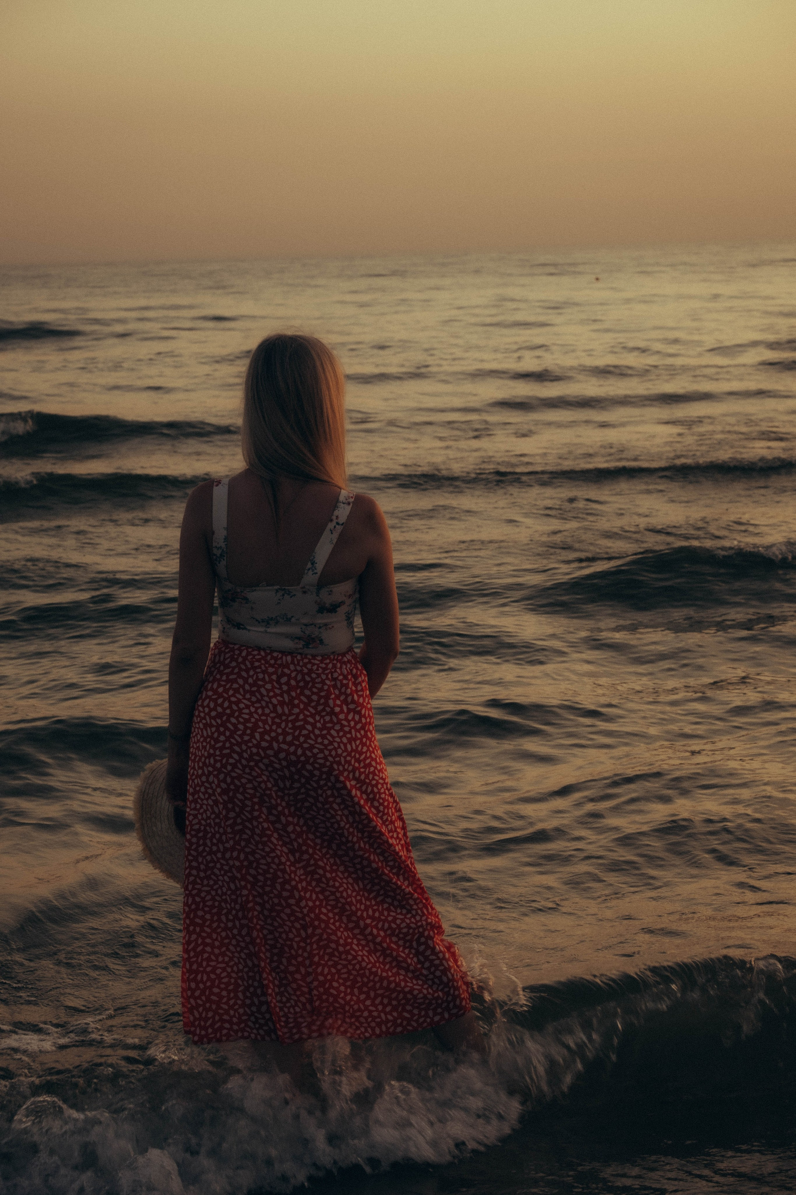 Июльский вечер на берегу черного моря. Профессиональный фотограф, Санкт-Петербург — Виктория Богомолова