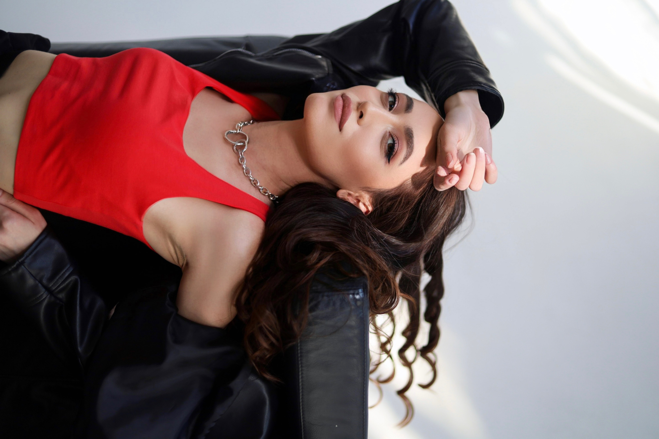 Юлия. Студия 1308. Главная