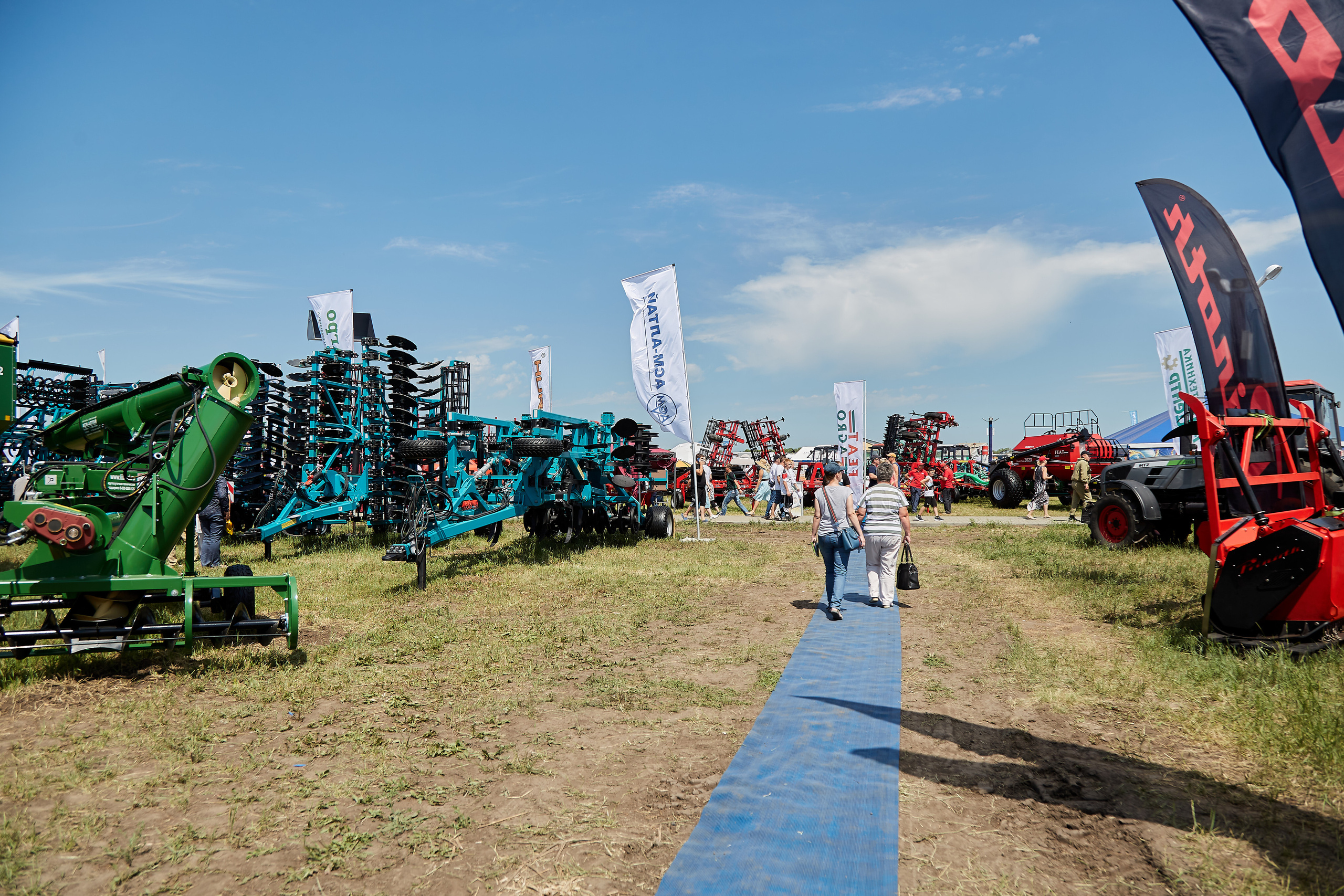 День Сибирского поля (АПК-Интех). Фотограф Барнаул Фатыхов Тимур