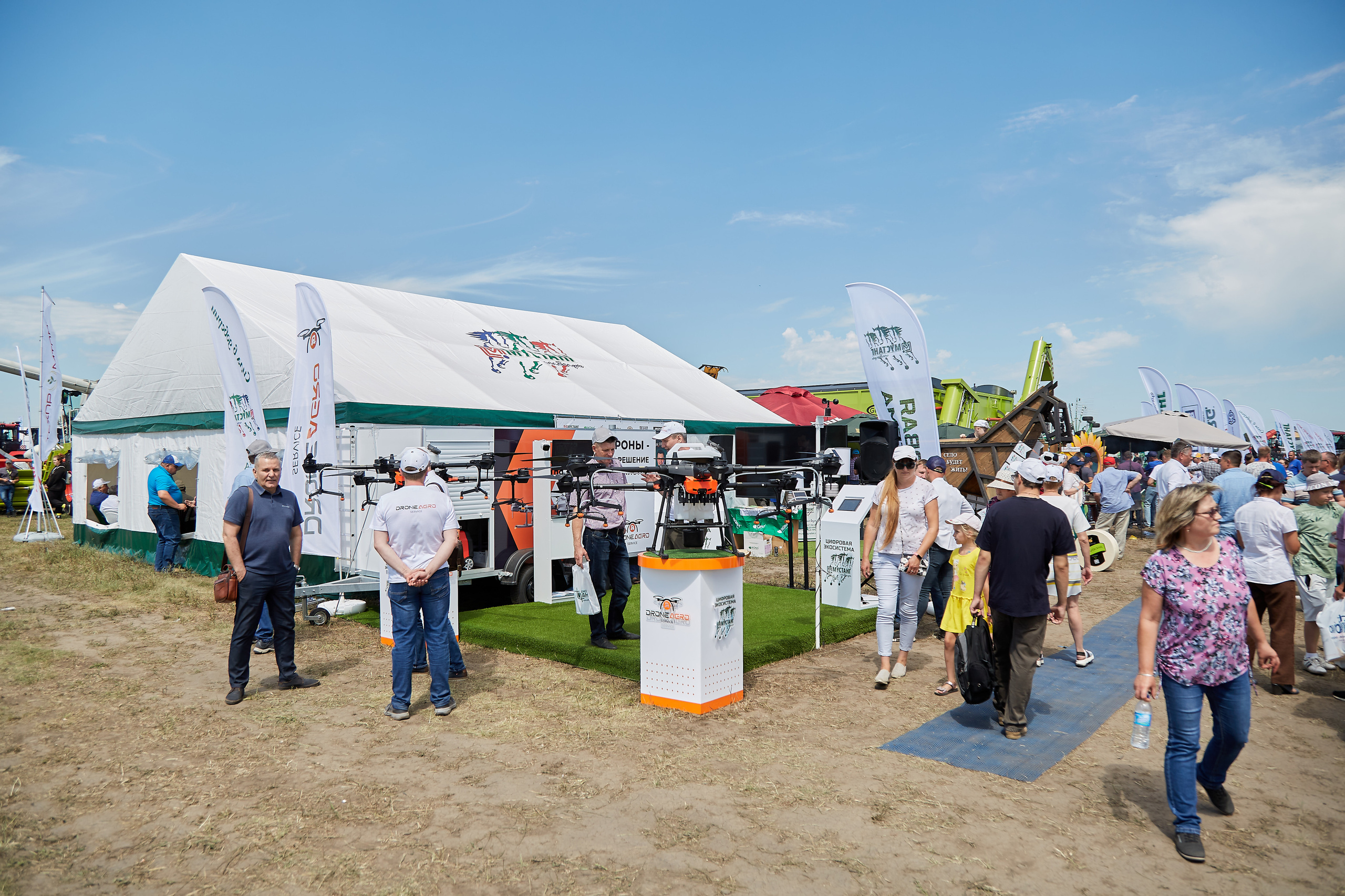 День Сибирского поля (АПК-Интех). Фотограф Барнаул Фатыхов Тимур