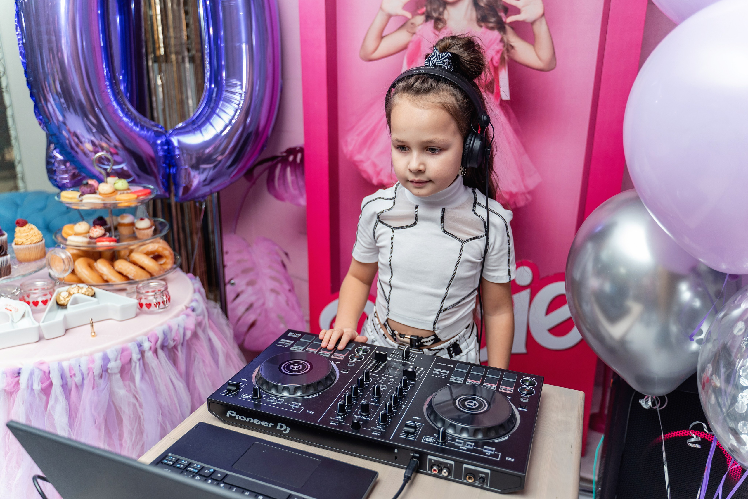 Фотограф на детский день рождения Москва. Фотограф \ Видеограф на Крещение, Венчание Москва| Семейные съемки