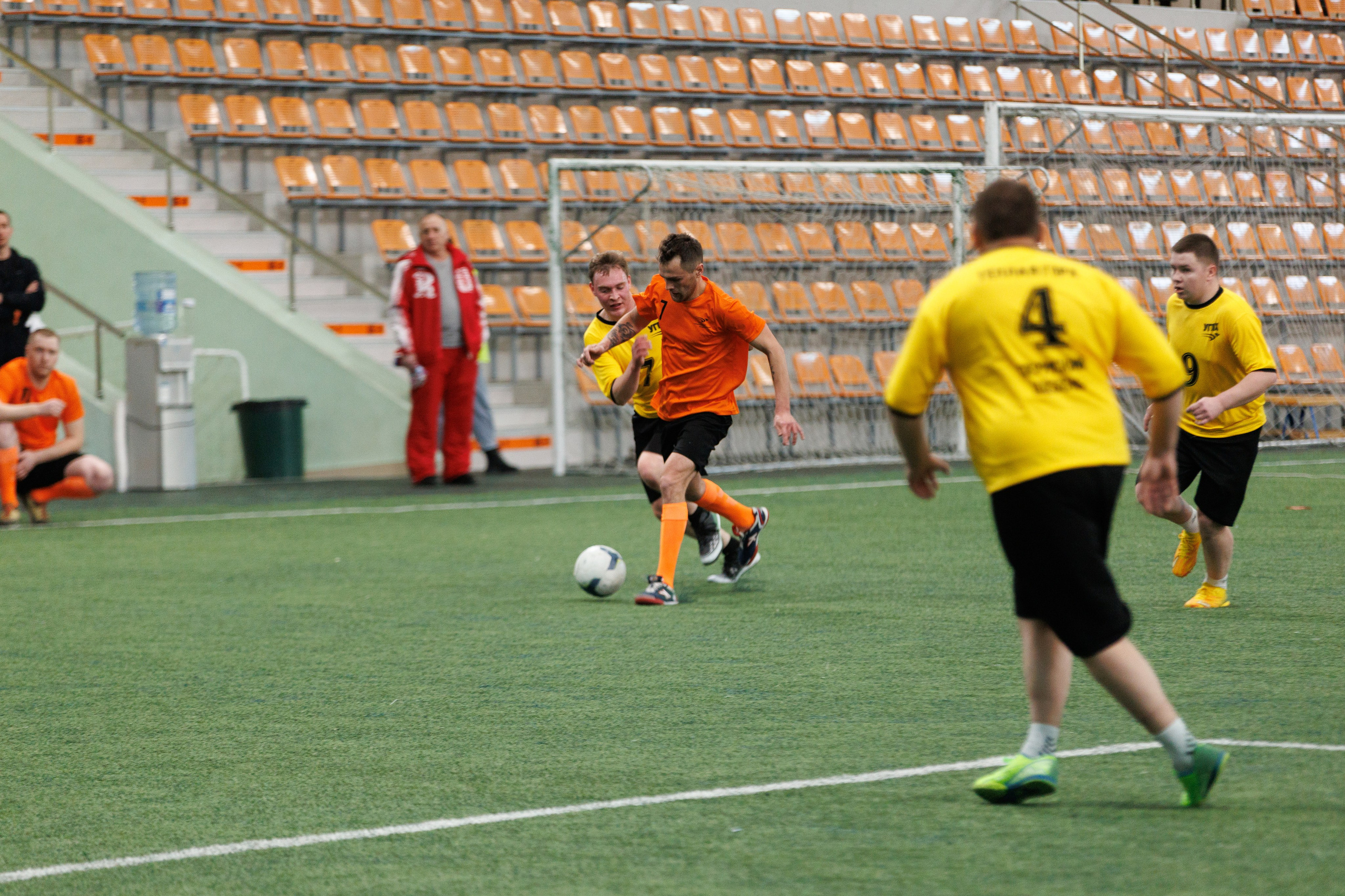 Фотограф на корпоративный футбольный турнир. Контент для бизнеса в Екатеринбурге Полдень Медиа