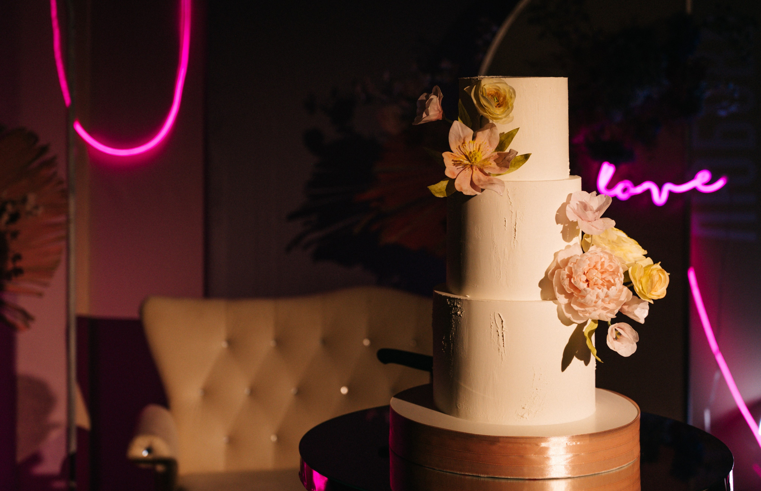 Это по любви. Свадебный организатор Viktoria.Wedding