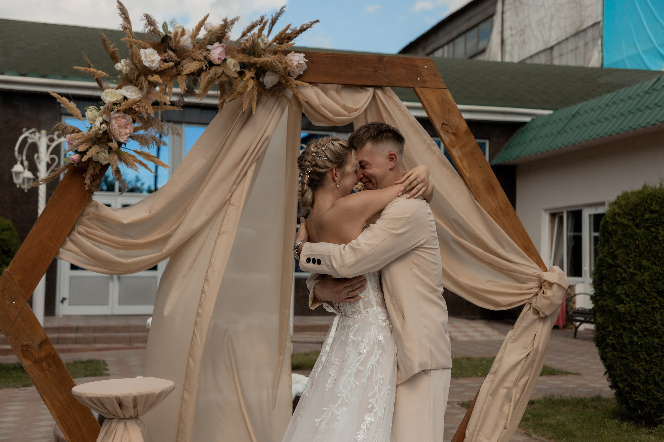 Роман и Александра (банкет). Свадебный фотограф Ангелина Сунгатулина | Саратов | Балаково | Вольск