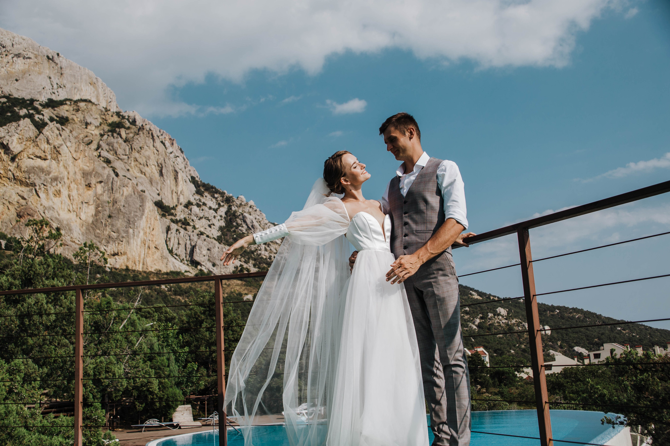 Екатерина & Иван. Свадебная фотосессия в Ласпи. Свадебный и контент фотограф в Севастополе и Крыму Марина Данилова