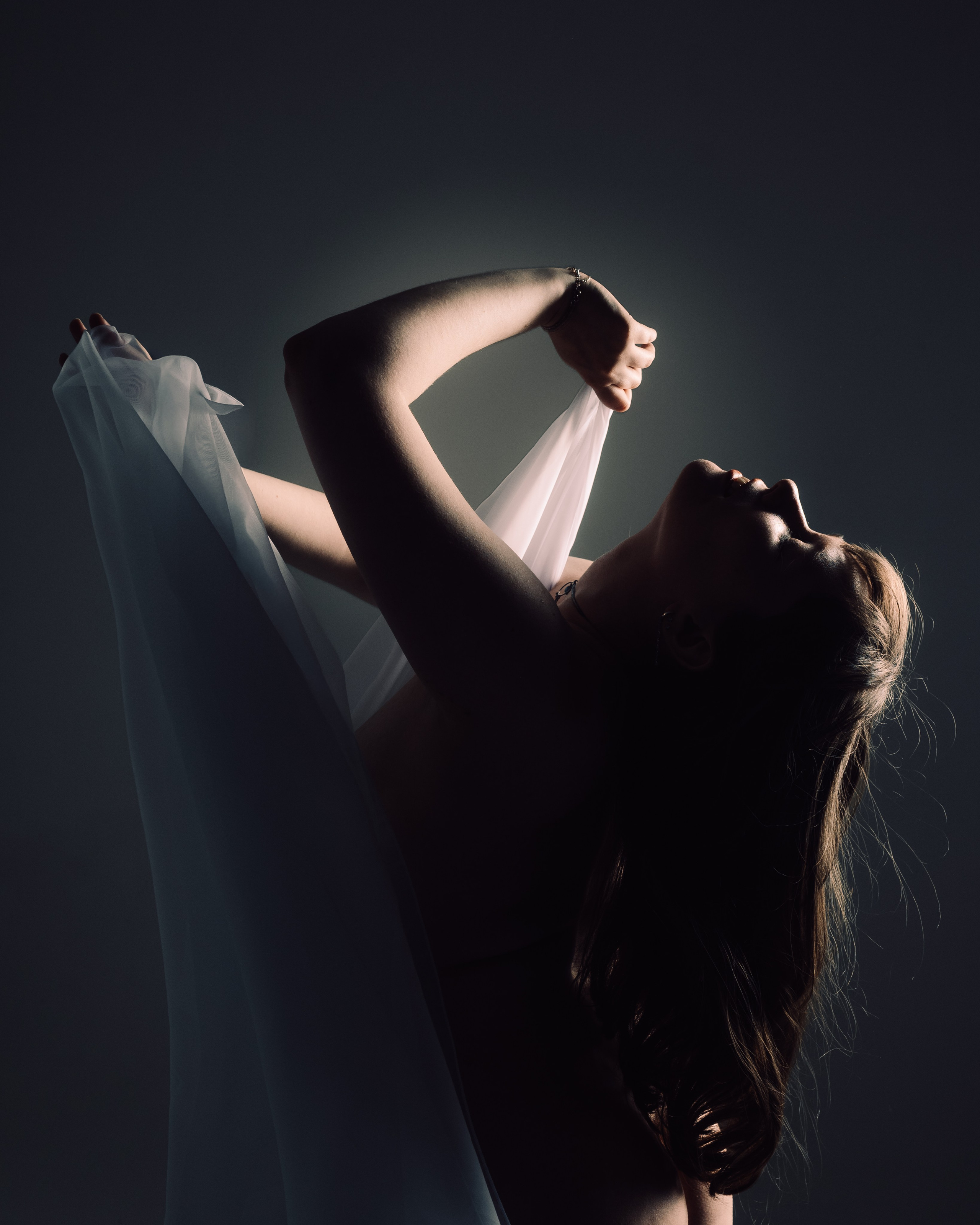 Женская архетипная съемка в студии. Фотоведьма Дарья Нечинская