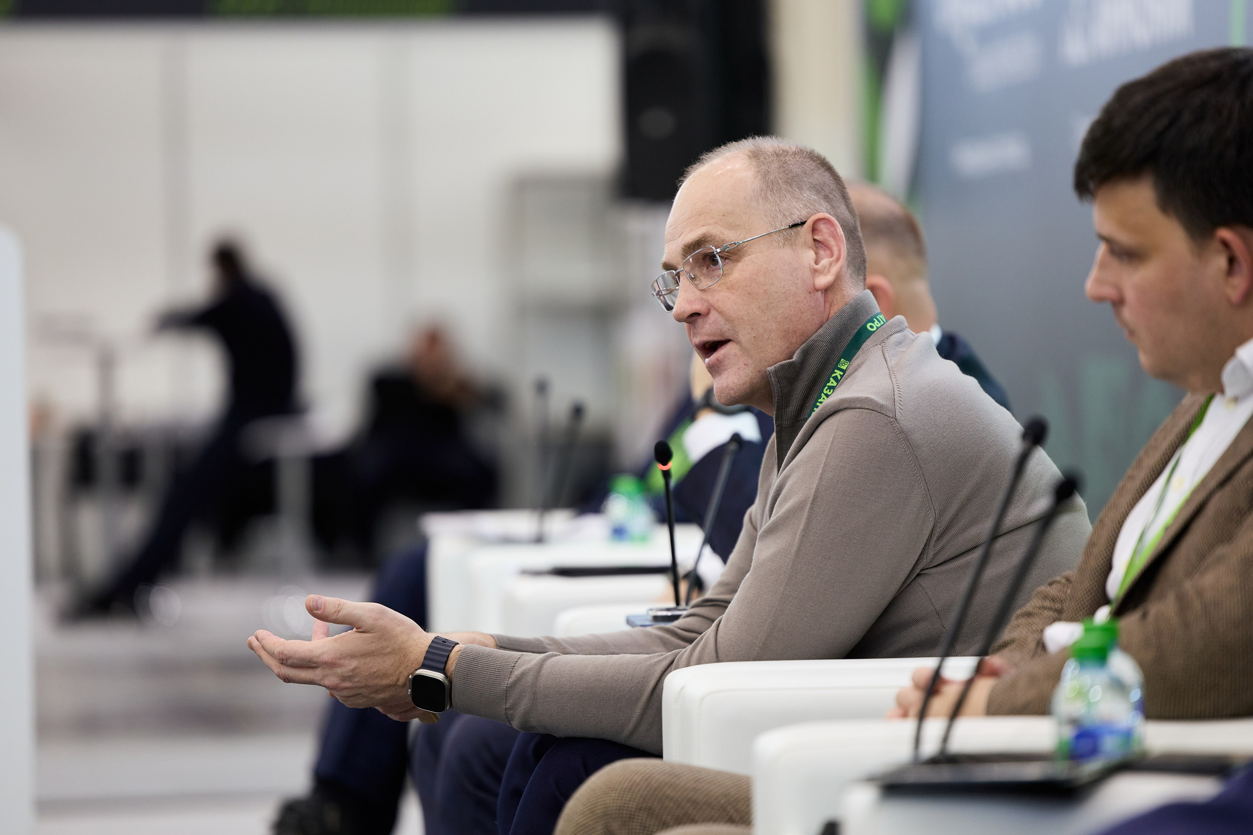 Фотограф на конференцию. Хороший репортажный и промышленный фотограф в Казани Алексей Щелконогов