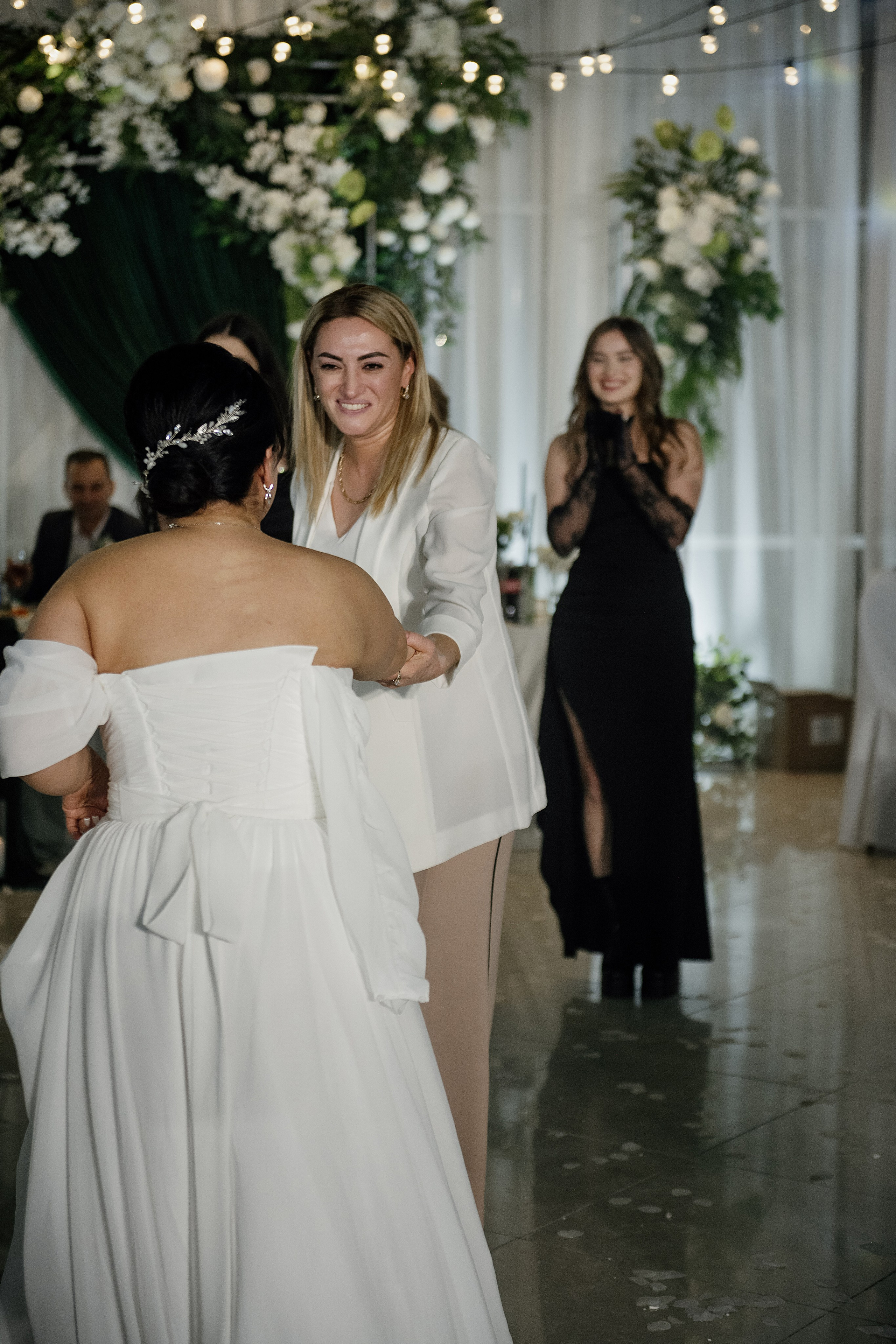 Диана и Геннадий. Свадебный фотограф Новороссийск Марина КрамарИна Полещук