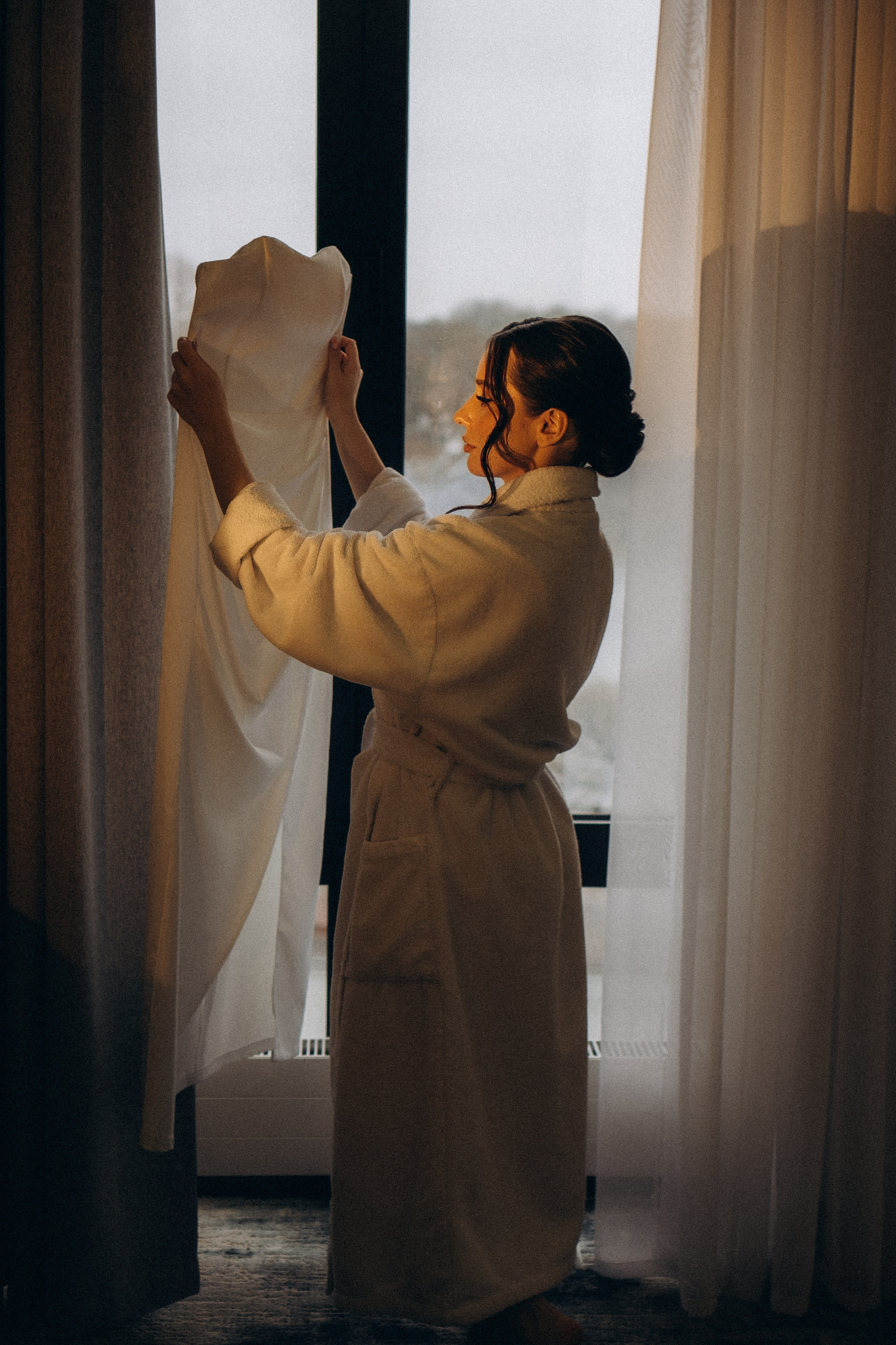 СВАДЕБНАЯ СЬЕМКА СБОРОВ ЖЕНИХА И НЕВЕСТЫ В ОТЕЛЕ И ТАКЖЕ ФОТОСЕССИИЯ В ОТЕЛЕЕ МЕГАПОЛИС БРЯНСК. Профессиональный фотограф, Санкт-Петербург — Виктория Богомолова