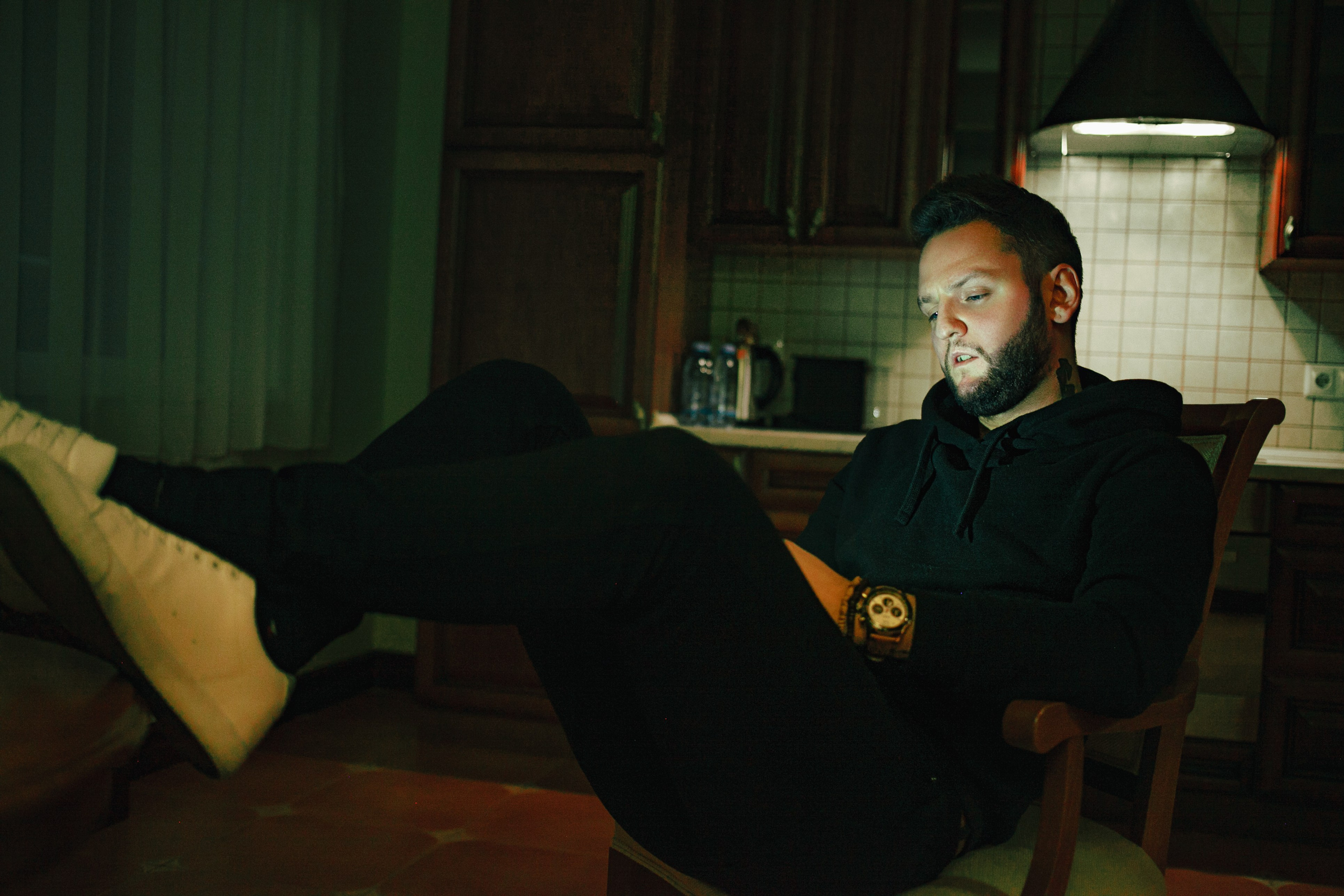 Никита Соколов. Фотограф Петрозаводск. Съемка для брендов, индивидуальная съемка