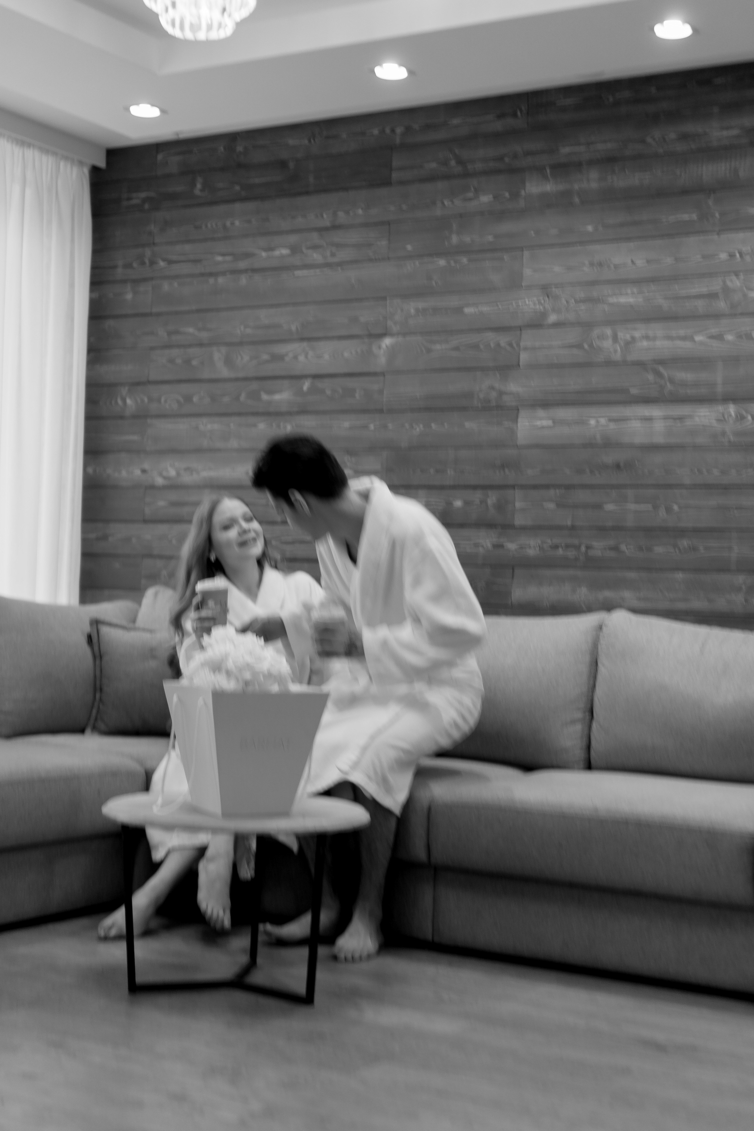 СВАДЕБНАЯ СЬЕМКА СБОРОВ В ОТЕЛЕ И ВЫЕЗД НА ЦЕРЕМОНИЮ (СНЯТО В СИБИРЕ В НИЖНЕВАРТОВСКЕ). Профессиональный фотограф, Санкт-Петербург — Виктория Богомолова