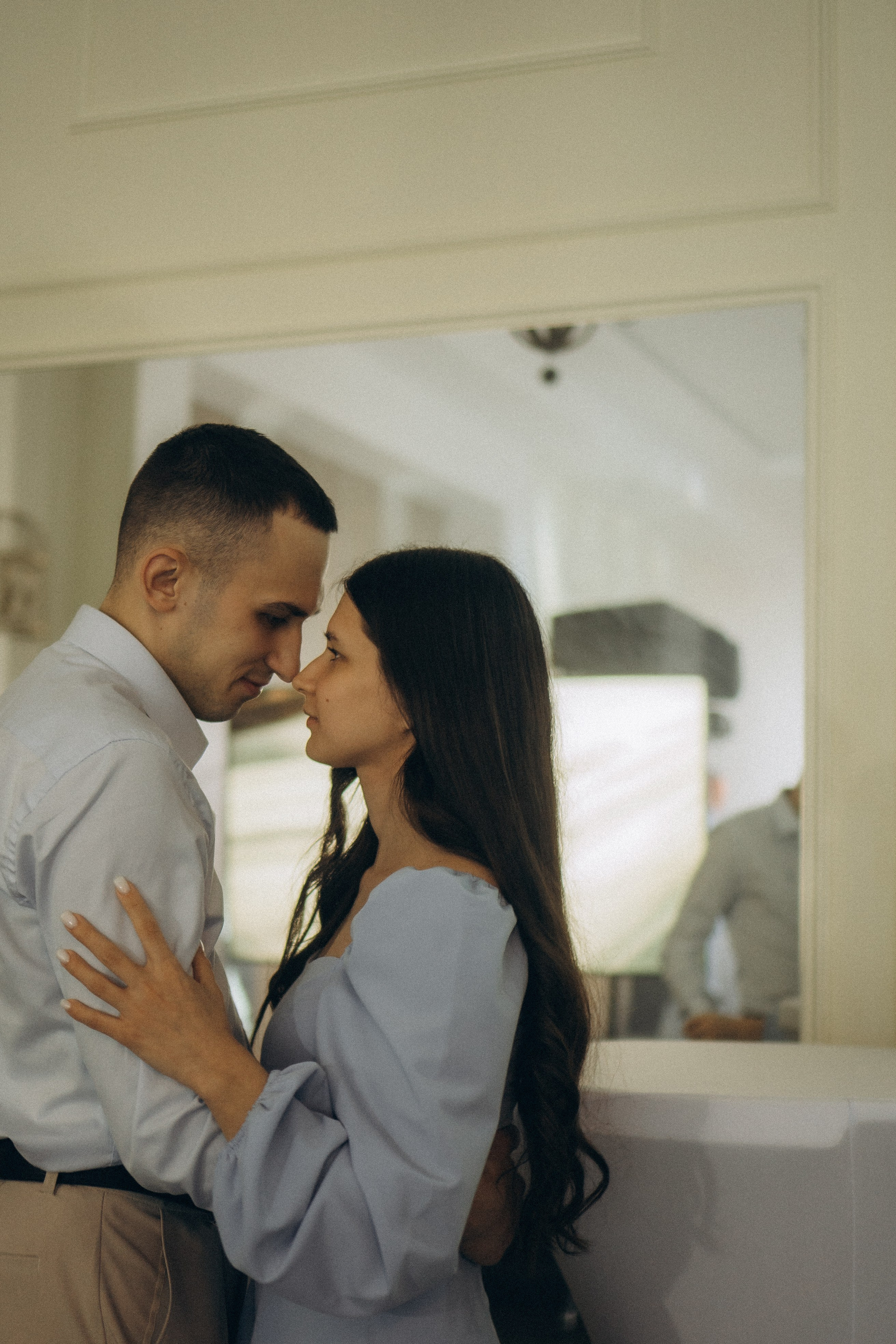 СВАДЕБНАЯ СЬЕМКА СБОРОВ В ОТЕЛЕ И ВЫЕЗД НА ЦЕРЕМОНИЮ (СНЯТО В СИБИРЕ В НИЖНЕВАРТОВСКЕ). Профессиональный фотограф, Санкт-Петербург — Виктория Богомолова