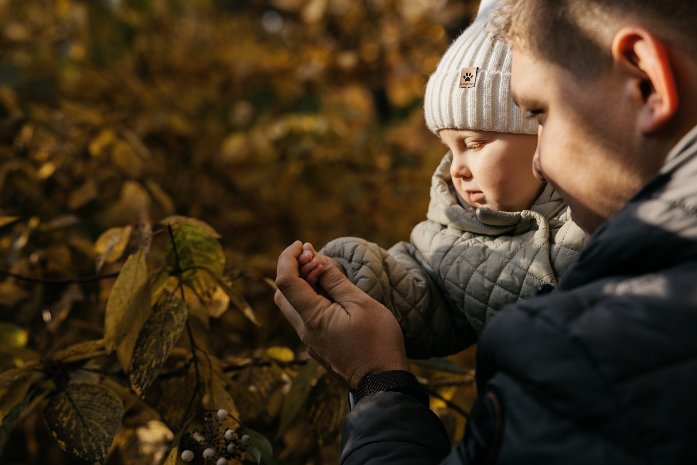 Позирование для семейной съемки