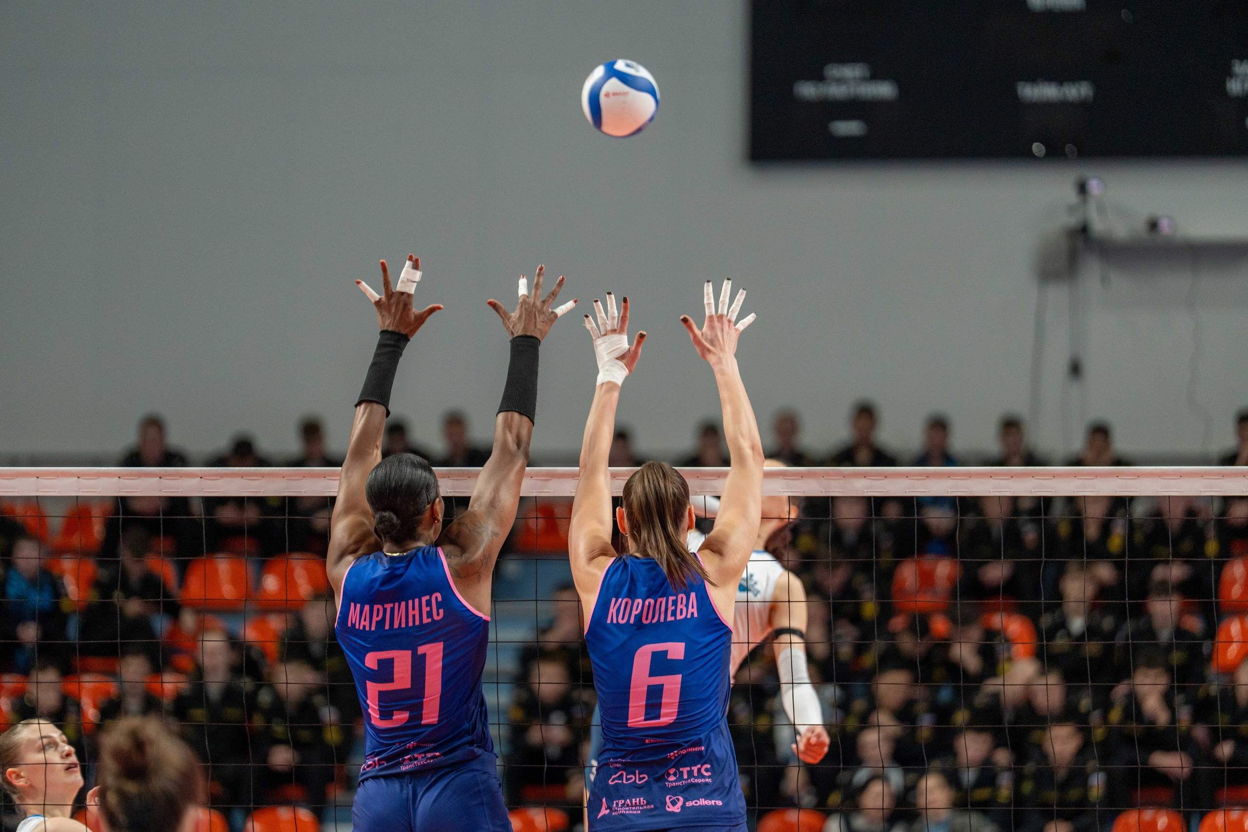 Корабелка — Динамо-Ак Барс (Казань): фотогалерея 15-го тура Суперлиги 2025/26 в Санкт-Петербурге | Антон Гауф. Спортивный фотограф в Санкт-Петербурге | Антон Гауф